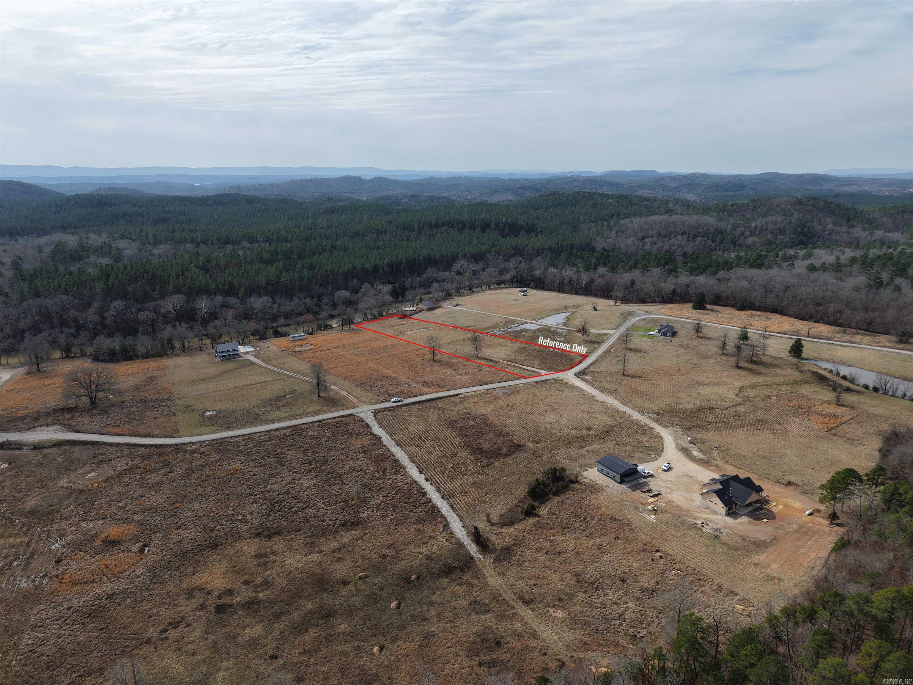 REVAS RETREAT - Land