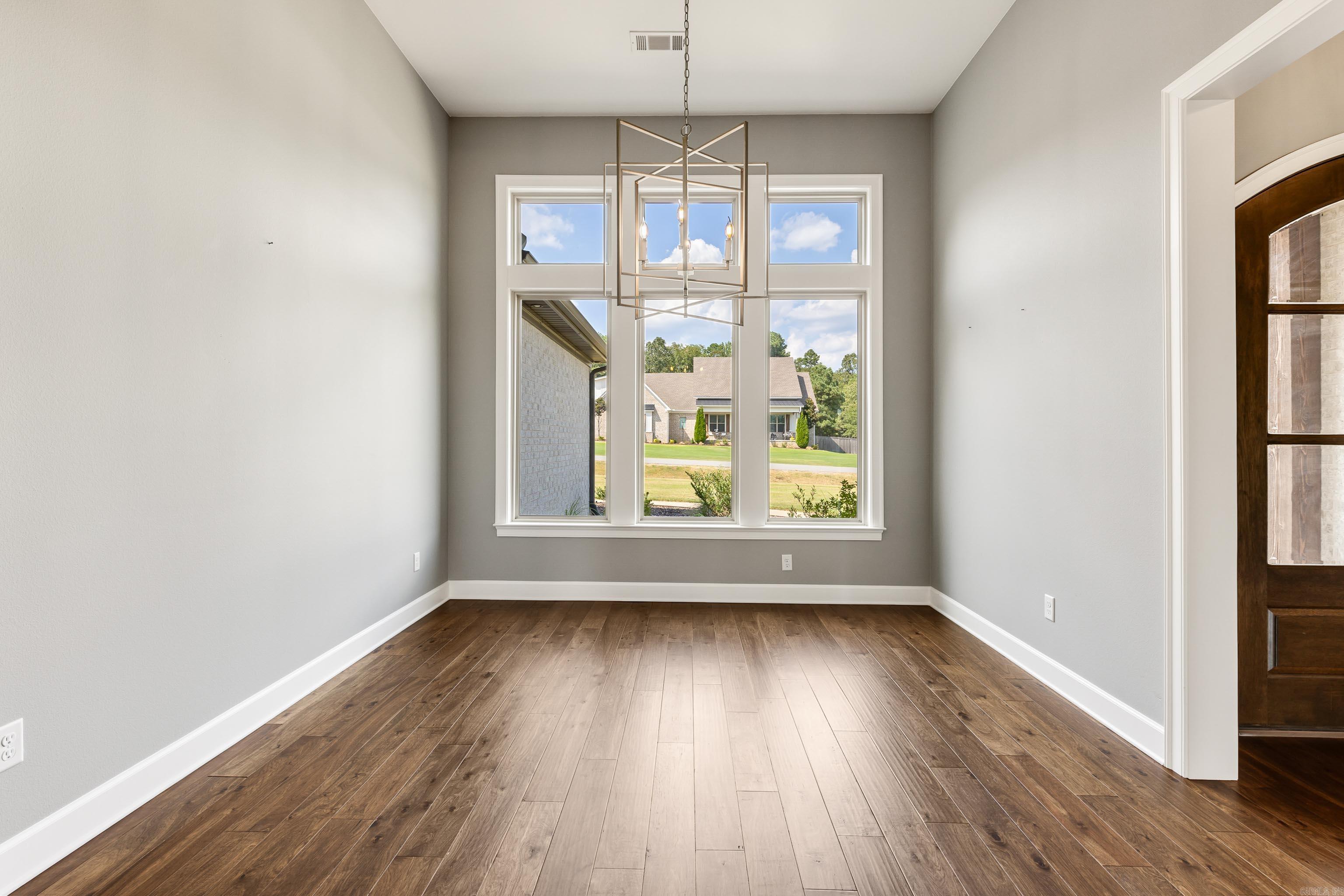 THE VINEYARD - Residential