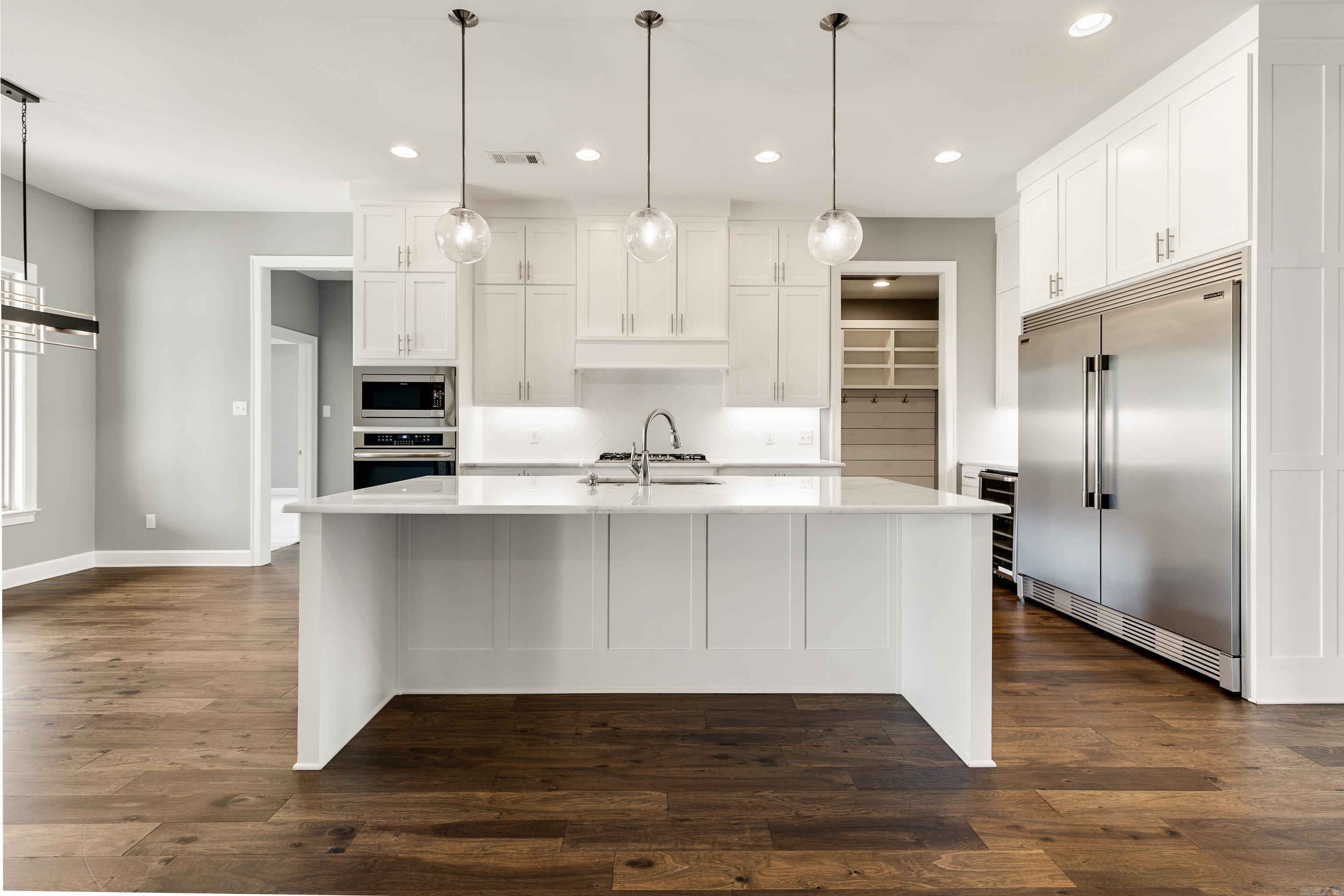 THE VINEYARD - Residential