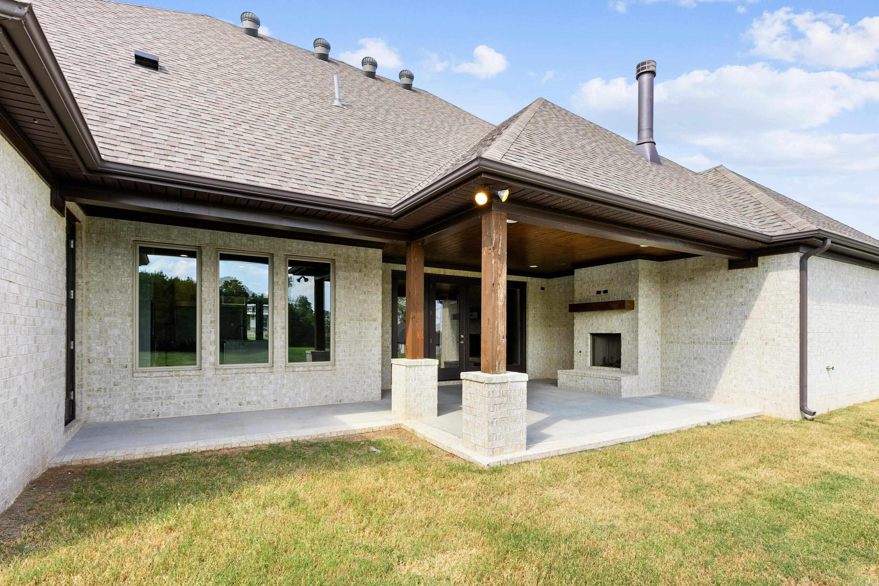 THE VINEYARD - Residential