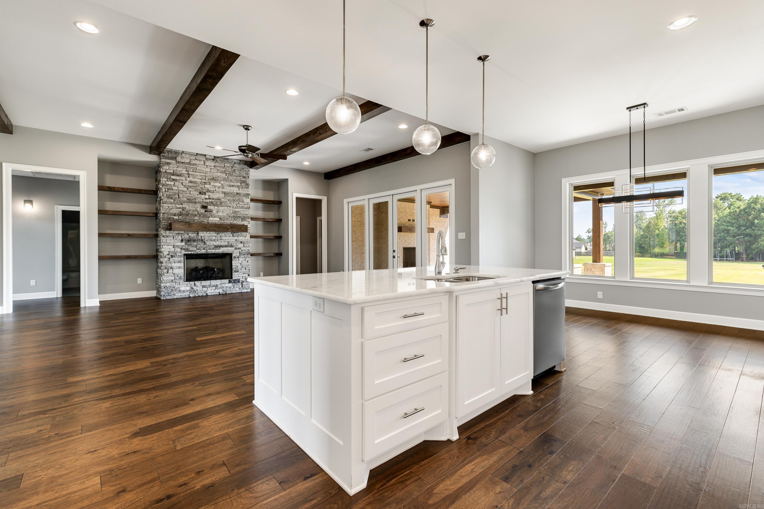 THE VINEYARD - Residential