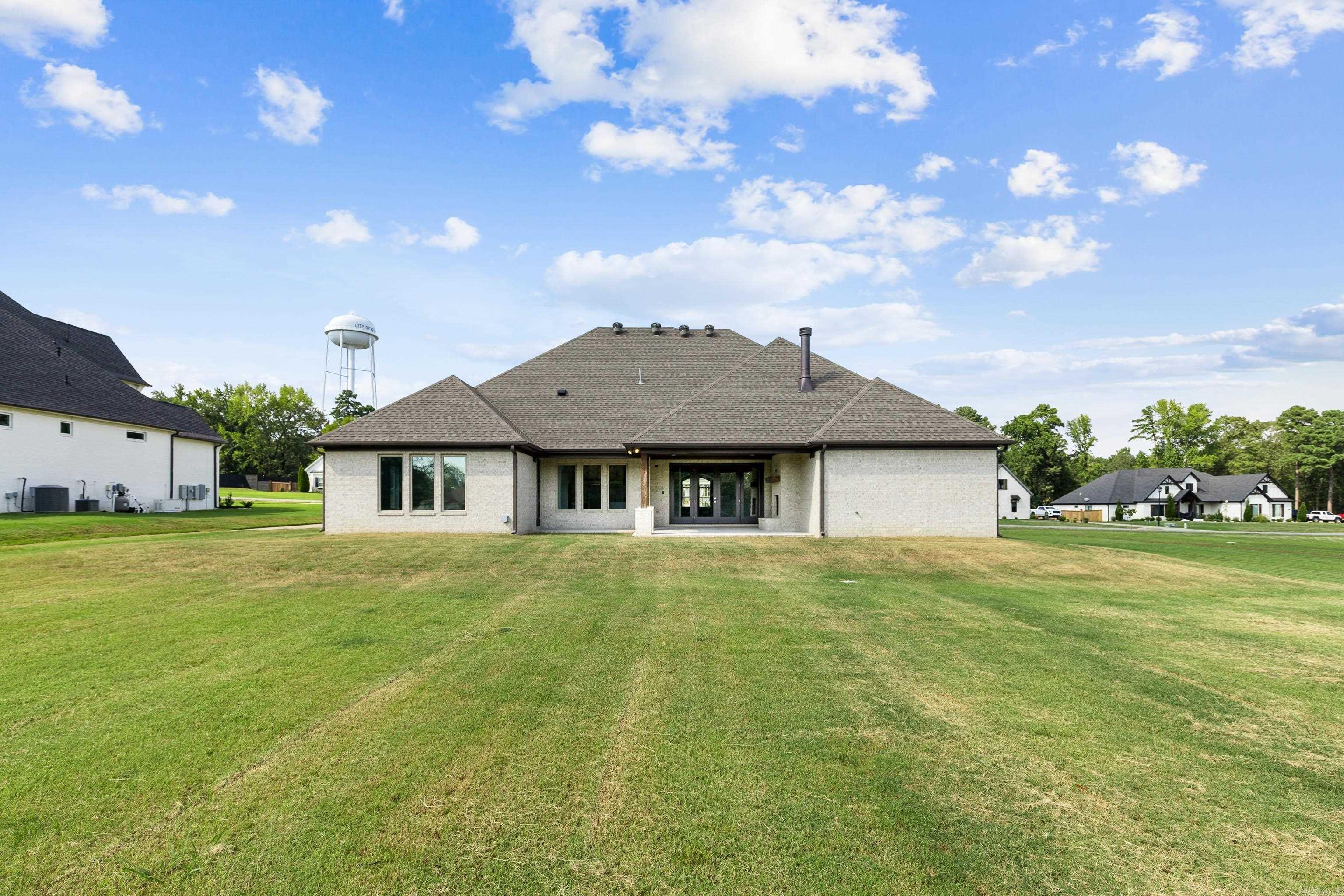 THE VINEYARD - Residential