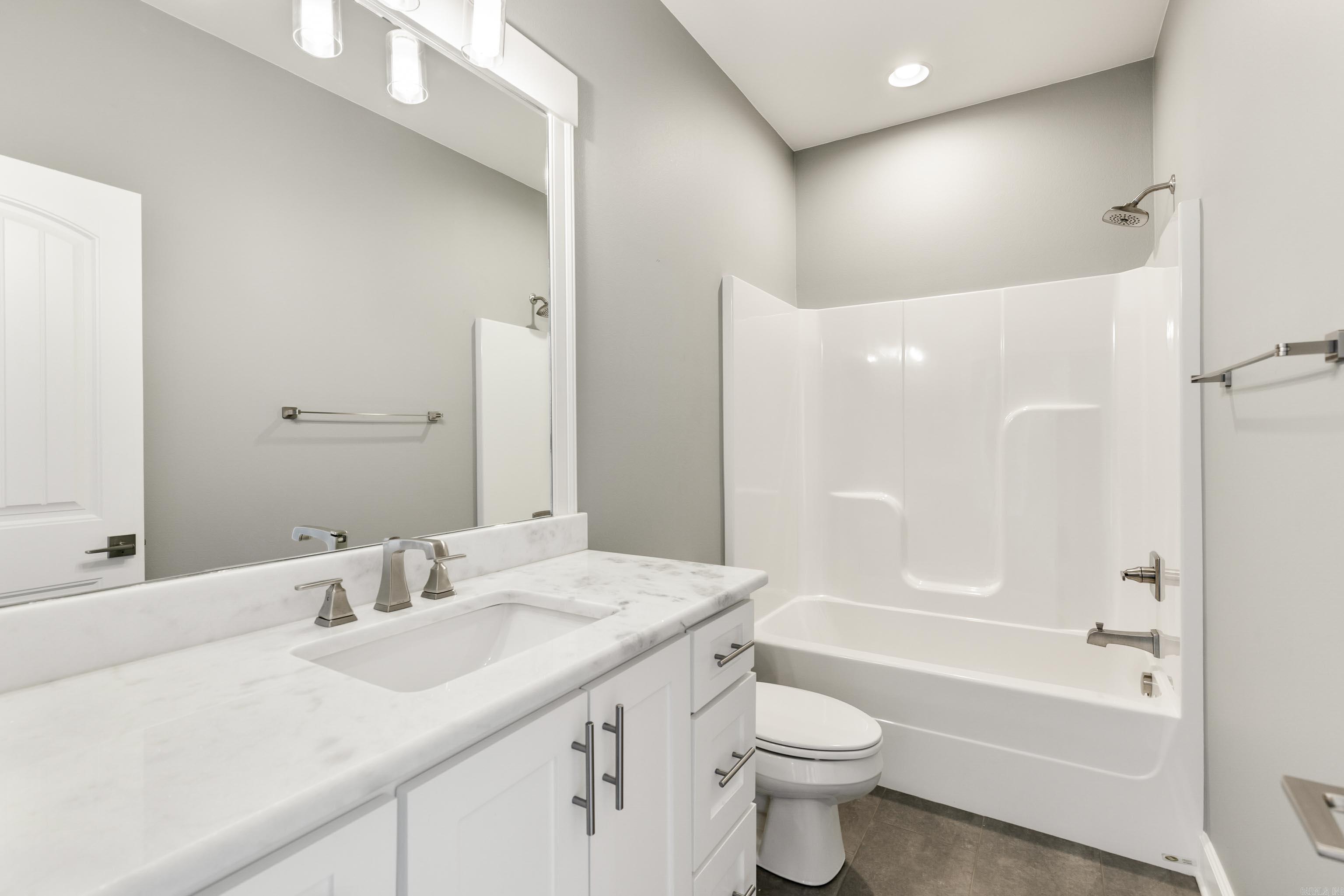 THE VINEYARD - Residential