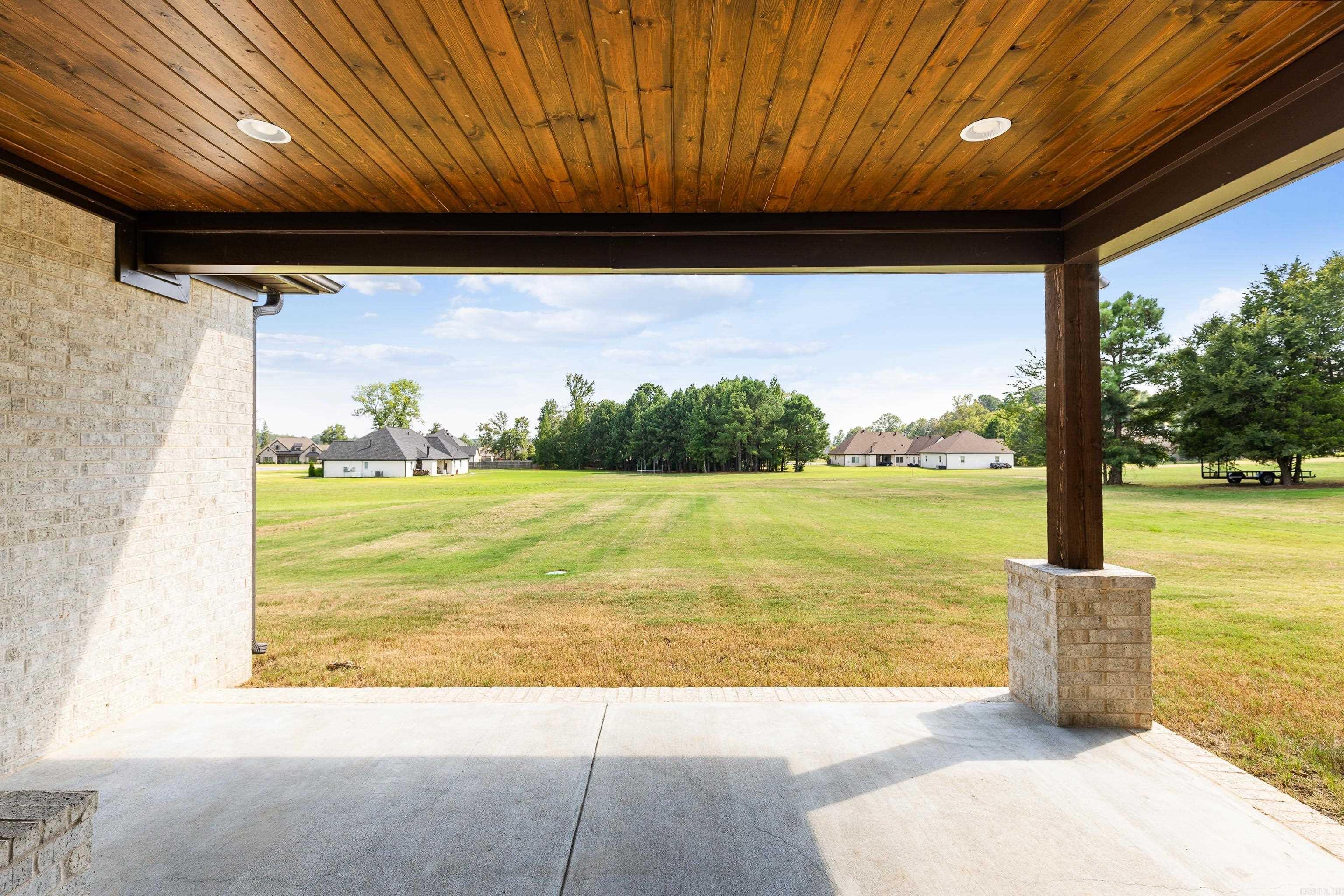 THE VINEYARD - Residential