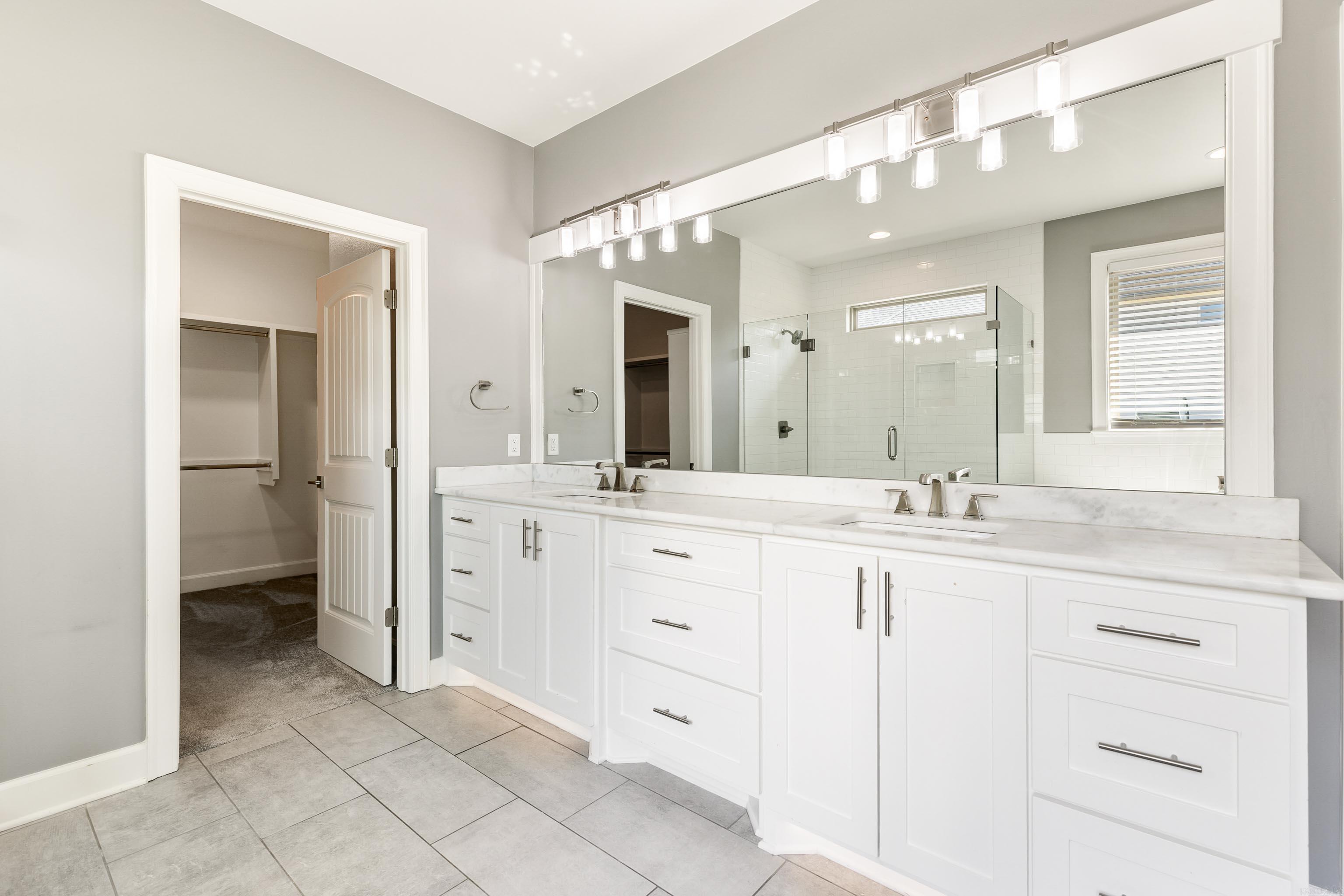 THE VINEYARD - Residential