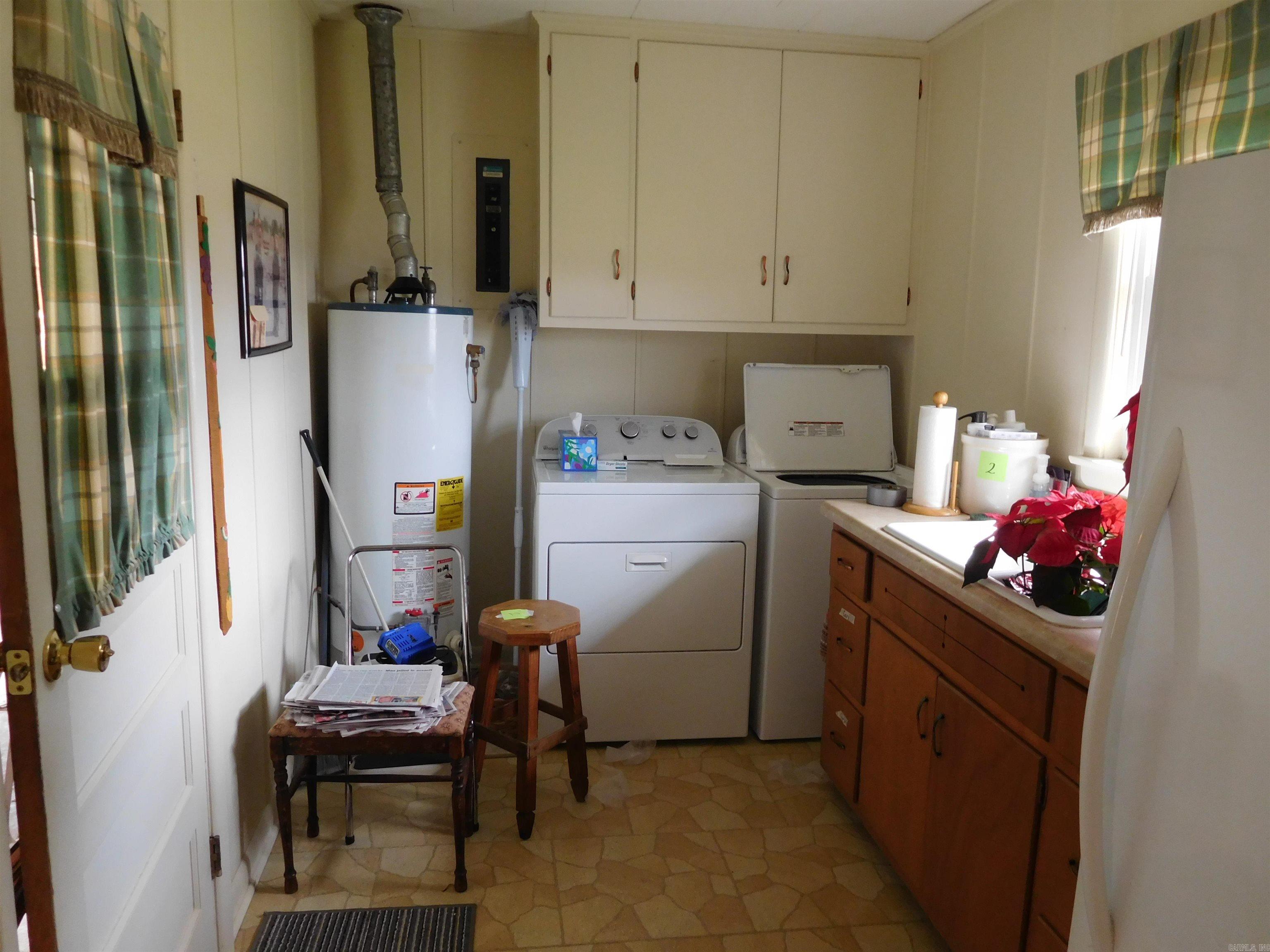 LAFFLERS SURVEY - Residential