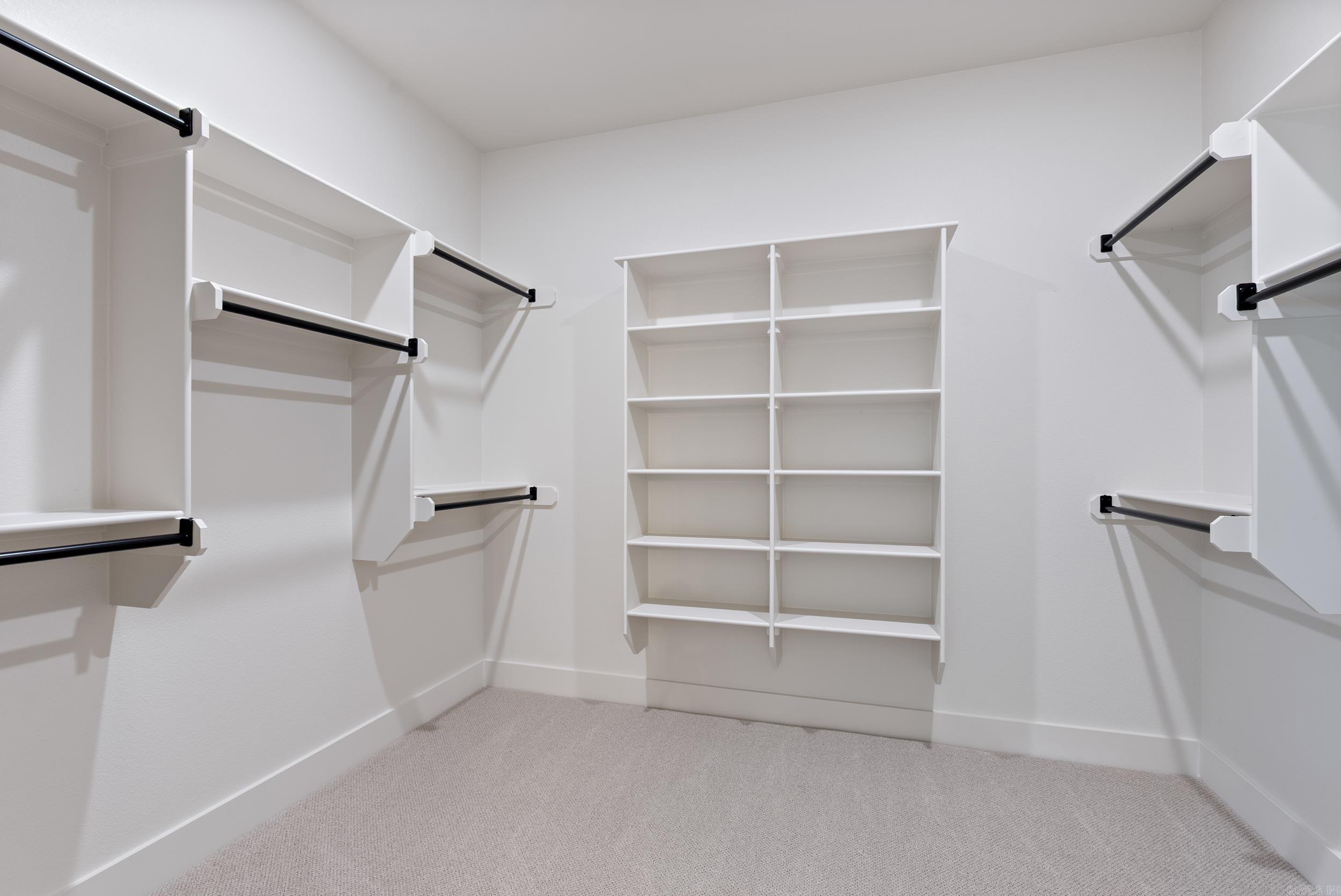 EAST MEADOW - Residential