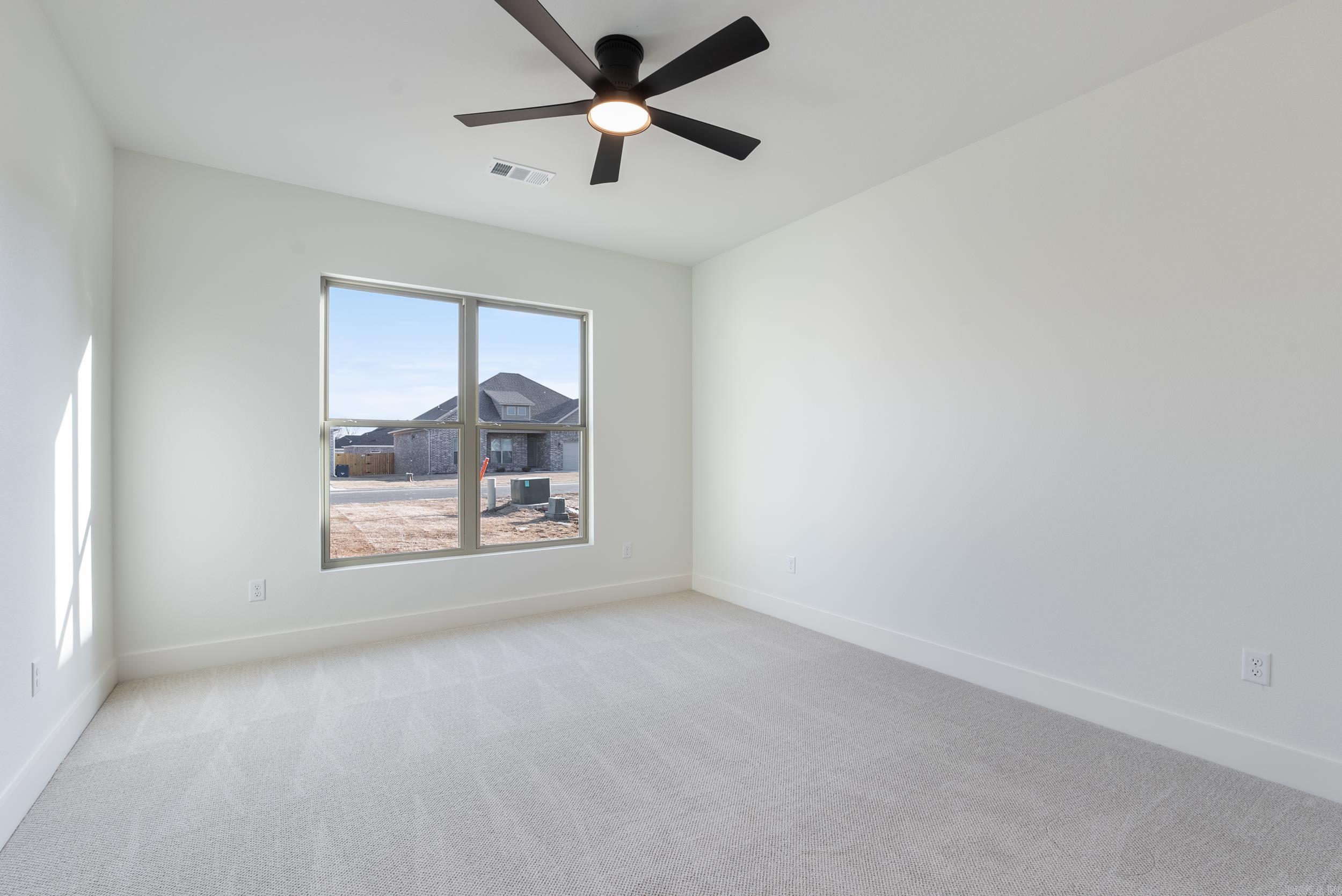EAST MEADOW - Residential