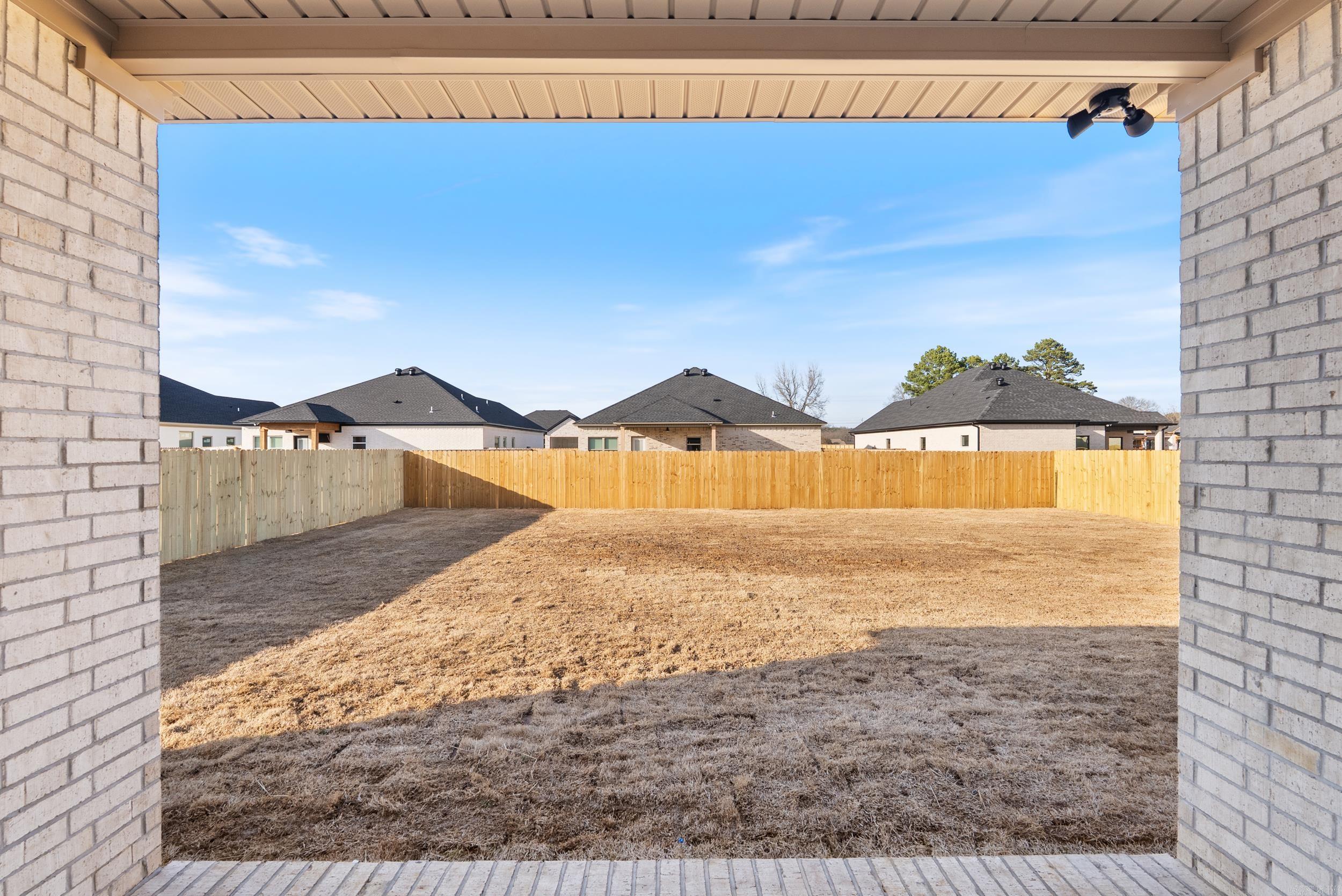 EAST MEADOW - Residential