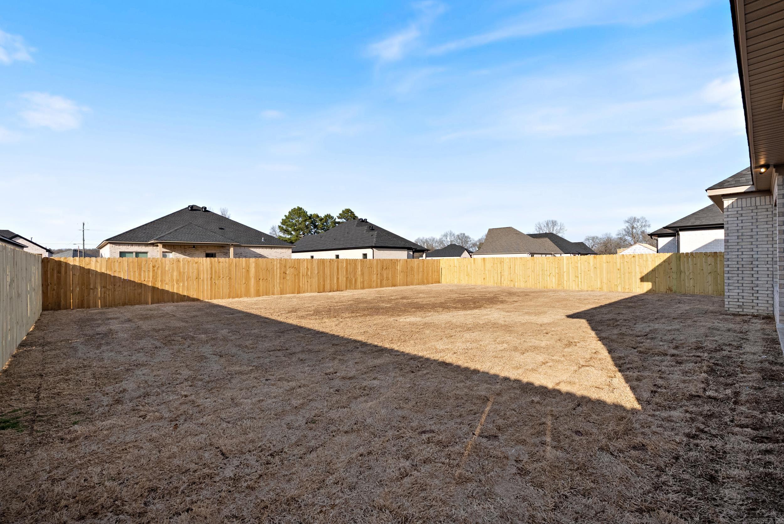 EAST MEADOW - Residential