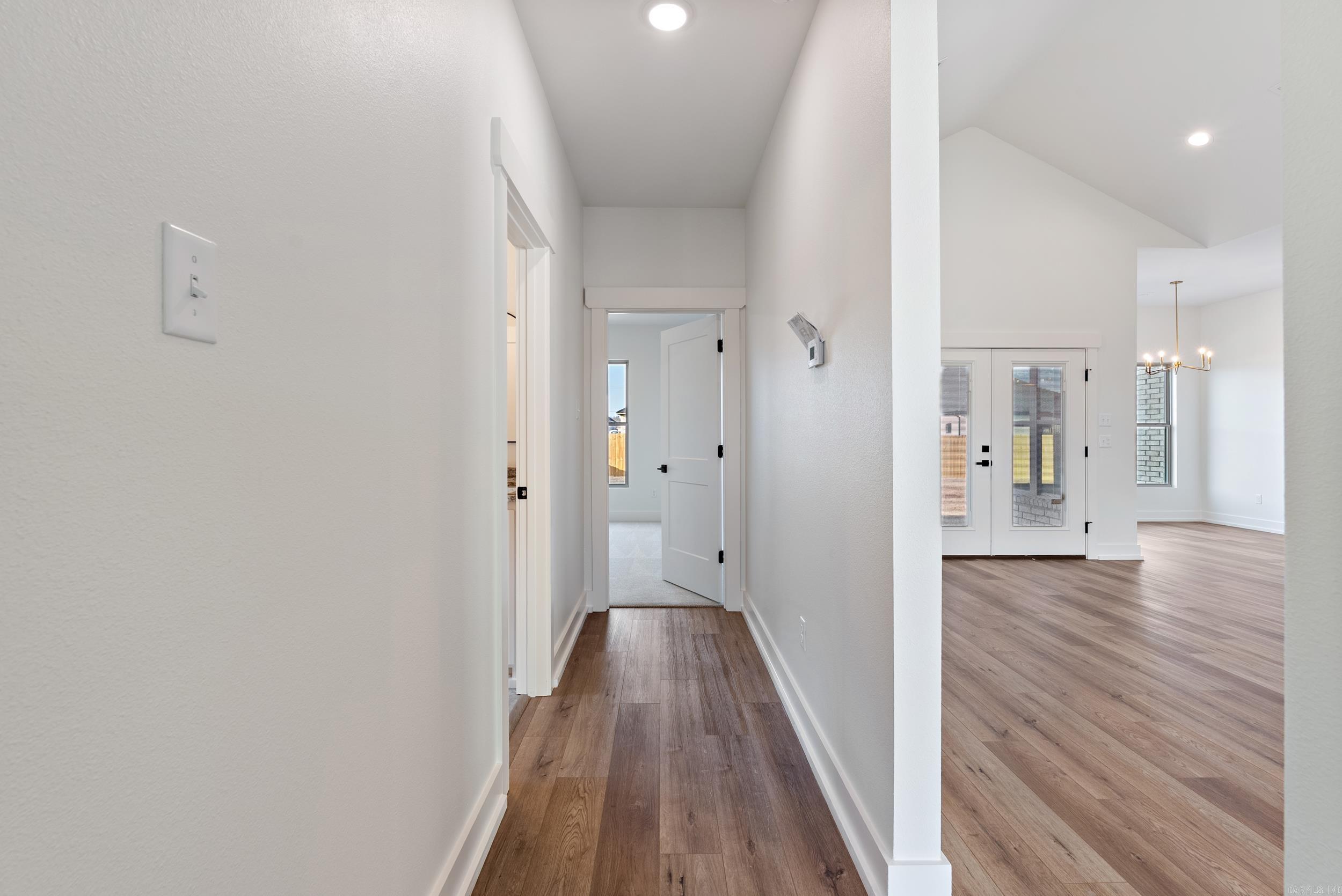 EAST MEADOW - Residential