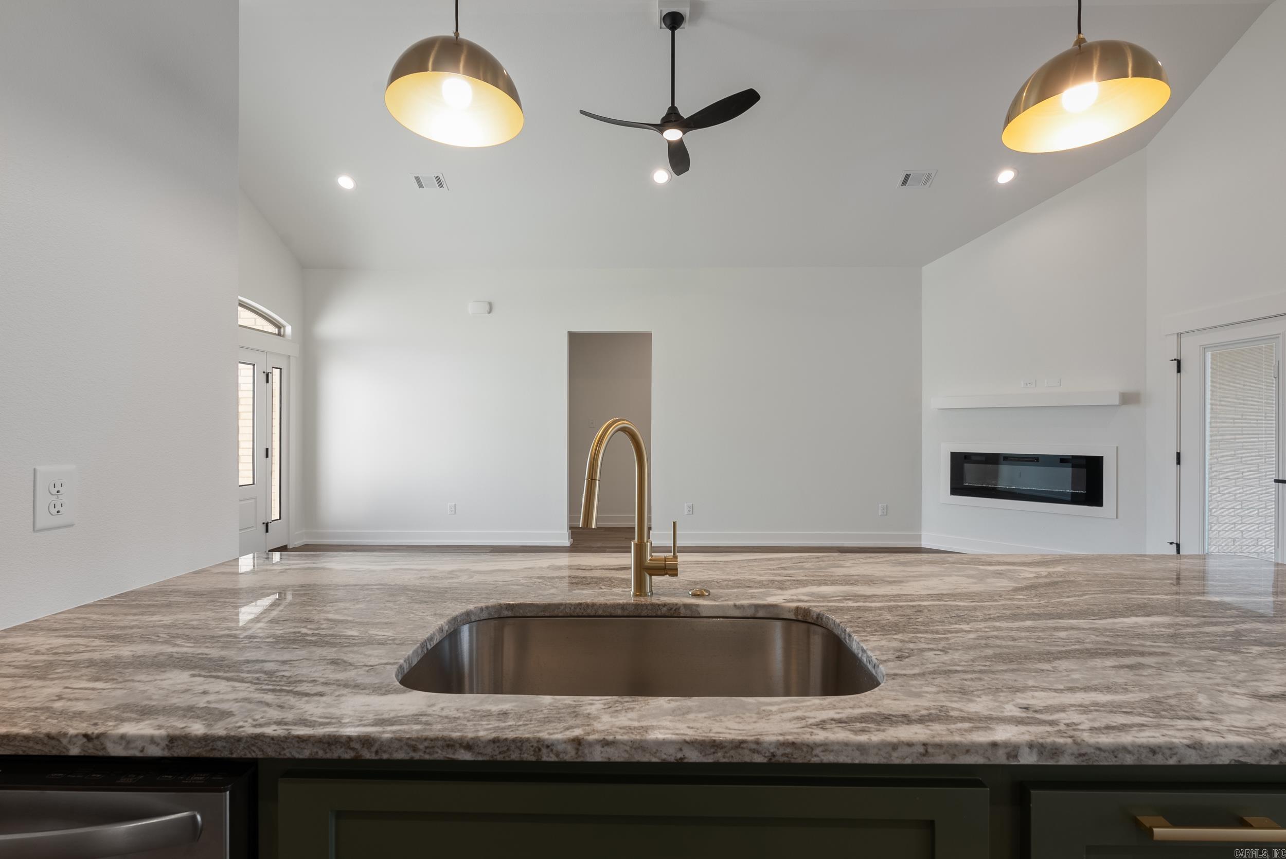 EAST MEADOW - Residential