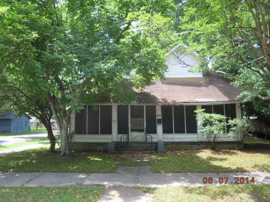 Property is included in HomeSteps First Look Initiative, which will expire on 7/8/2014. No investor offers will be reviewed at this time.