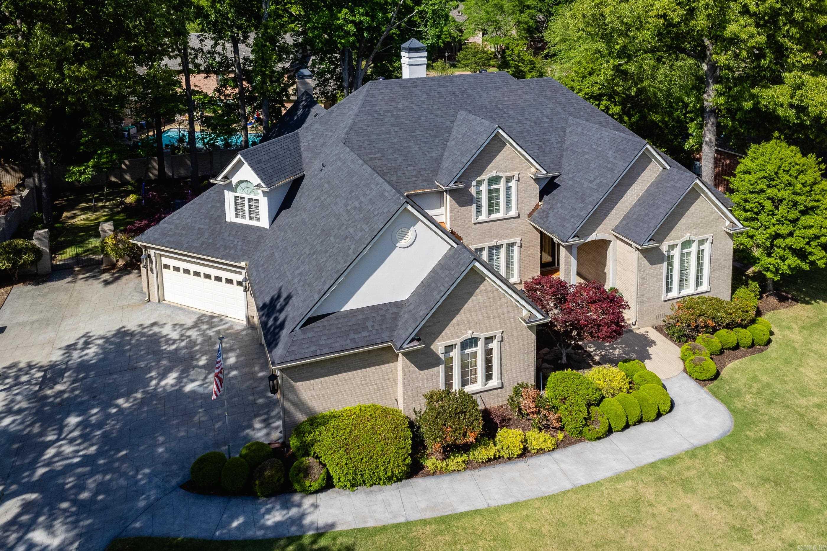 HICKORY CREEK - Residential