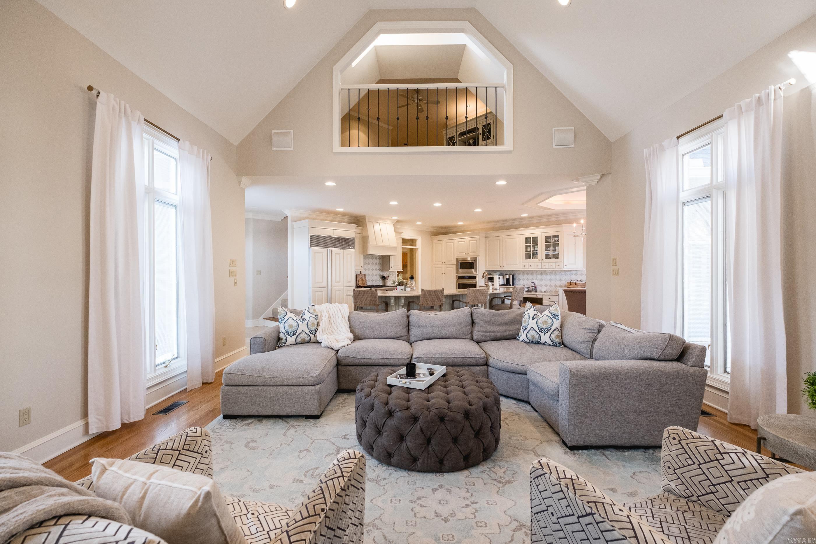 HICKORY CREEK - Residential