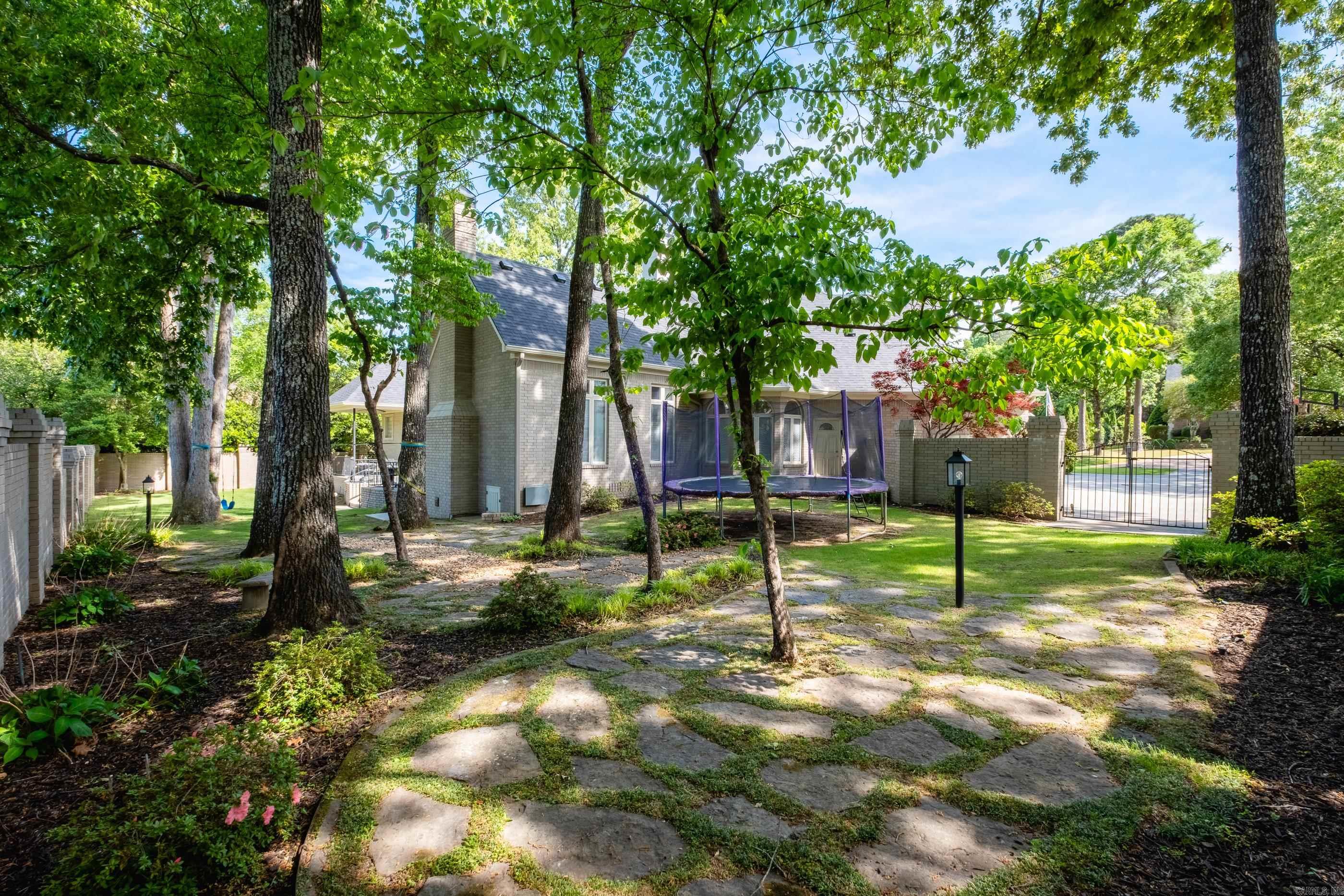 HICKORY CREEK - Residential