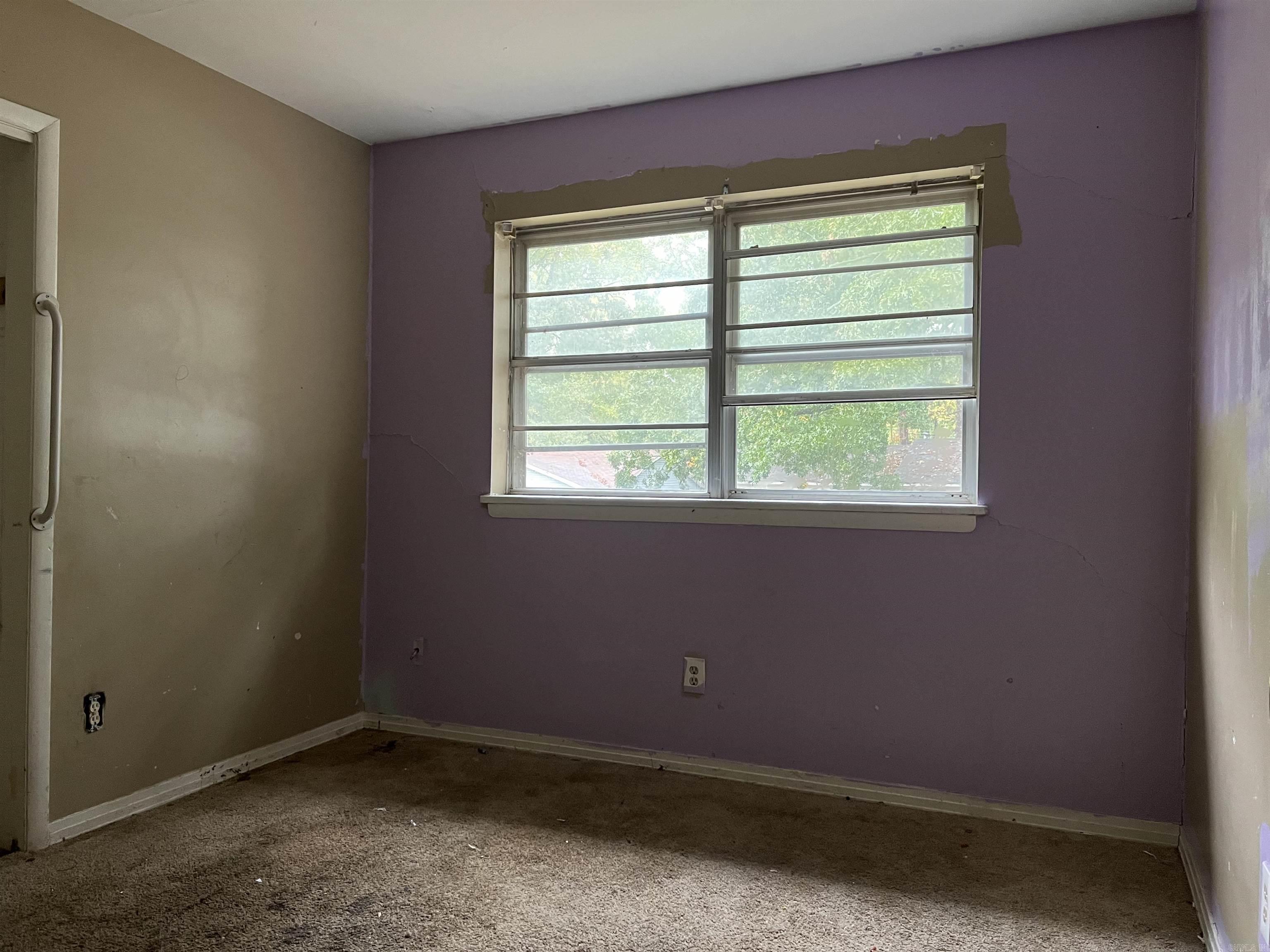 Burnelle Manor - Residential