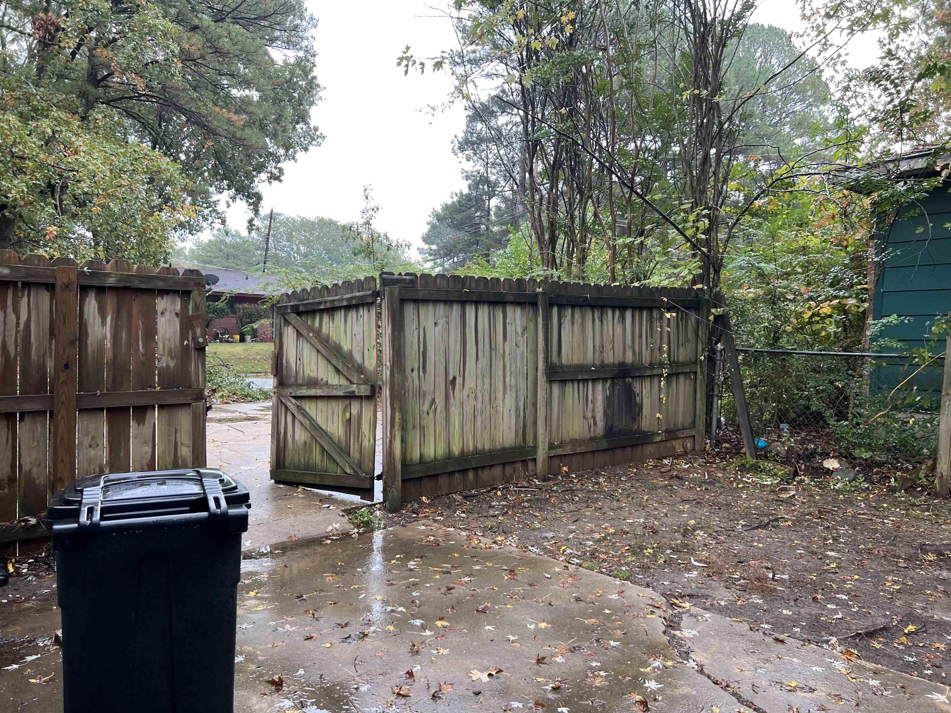 Burnelle Manor - Residential