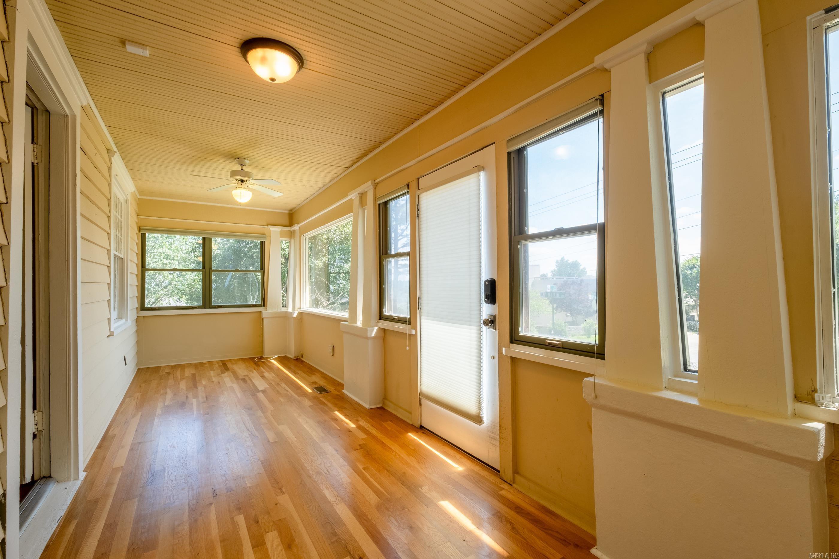 EAST PULASKI HGTS - Residential