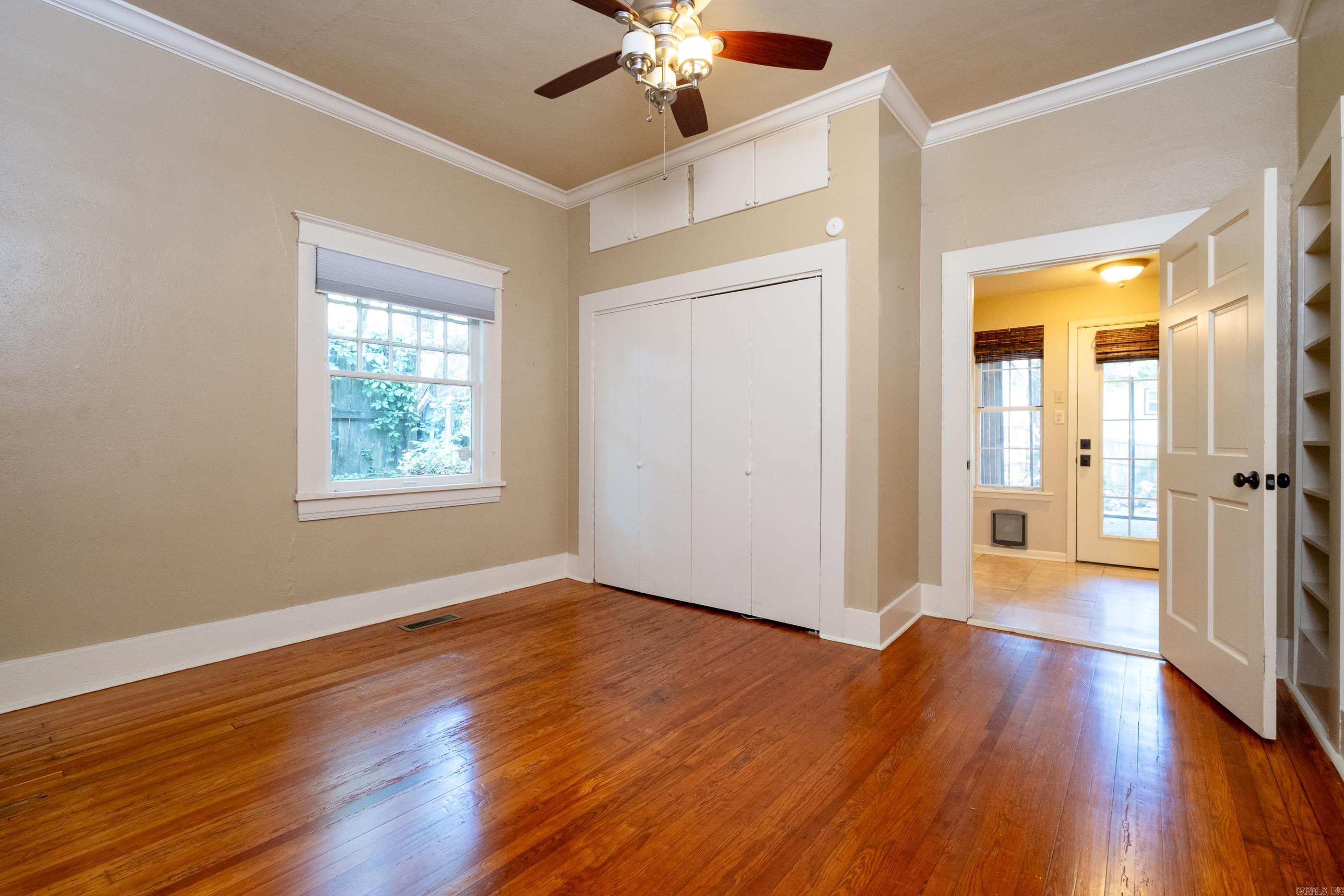 EAST PULASKI HGTS - Residential