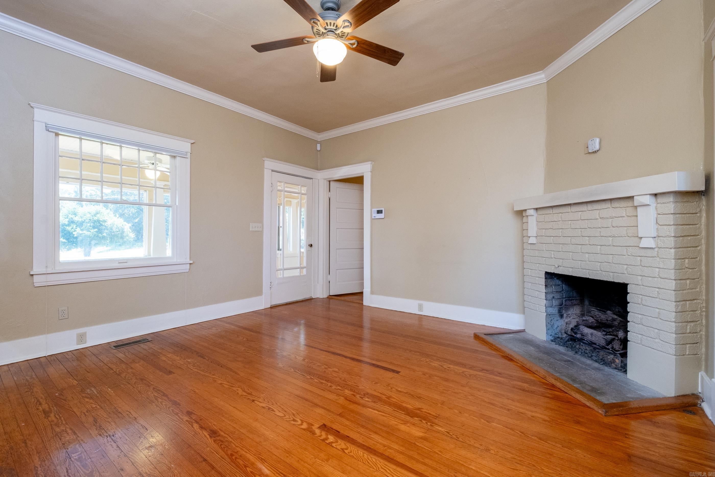 EAST PULASKI HGTS - Residential