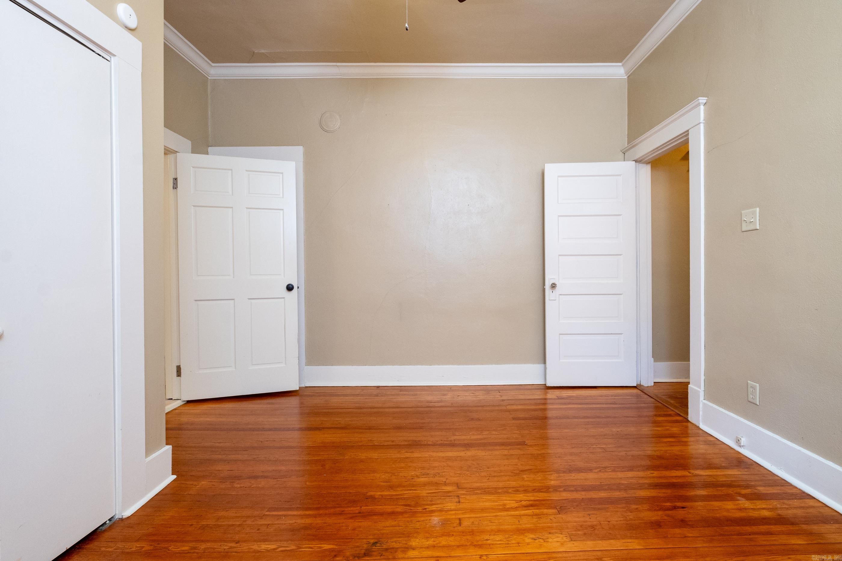 EAST PULASKI HGTS - Residential