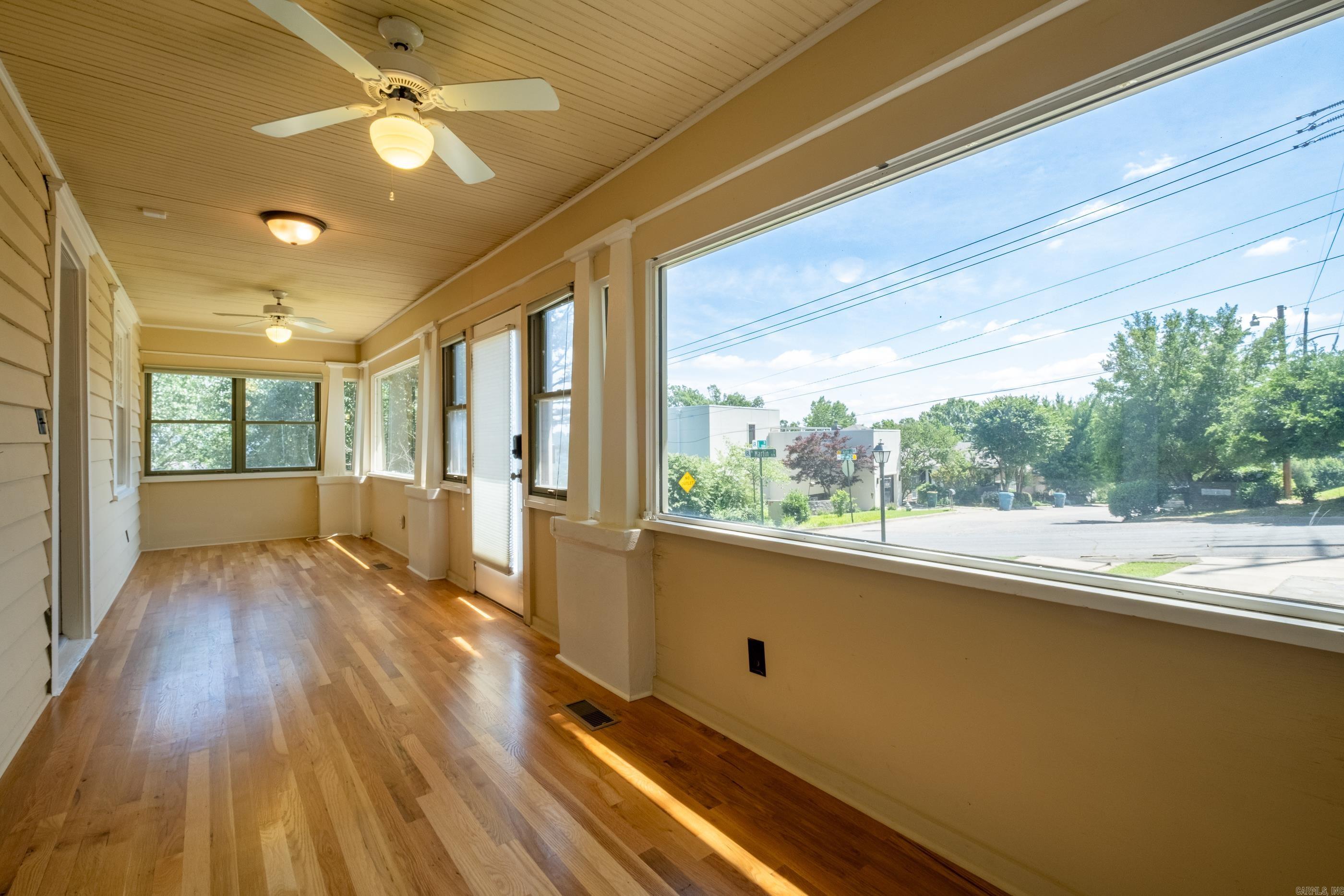 EAST PULASKI HGTS - Residential