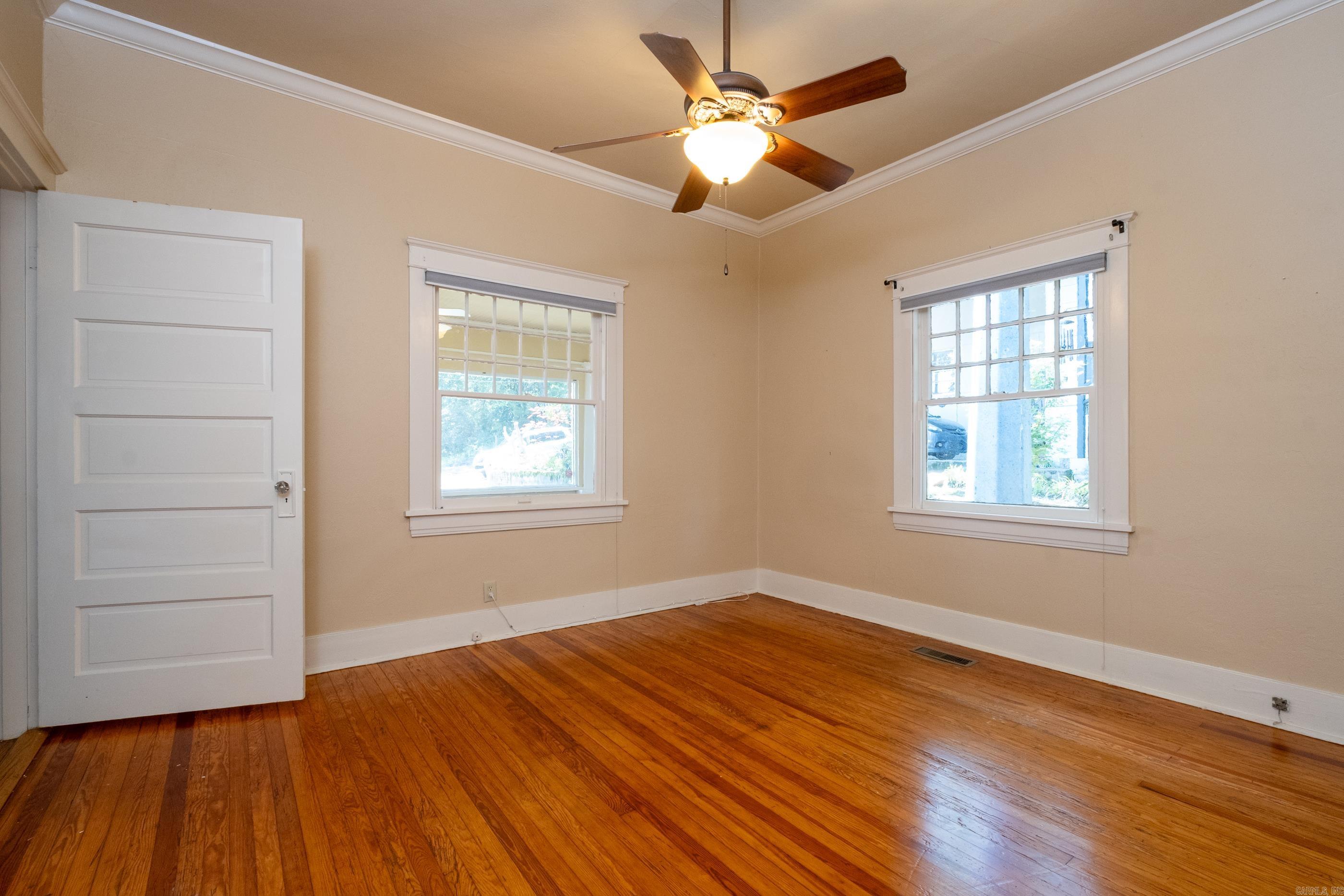 EAST PULASKI HGTS - Residential