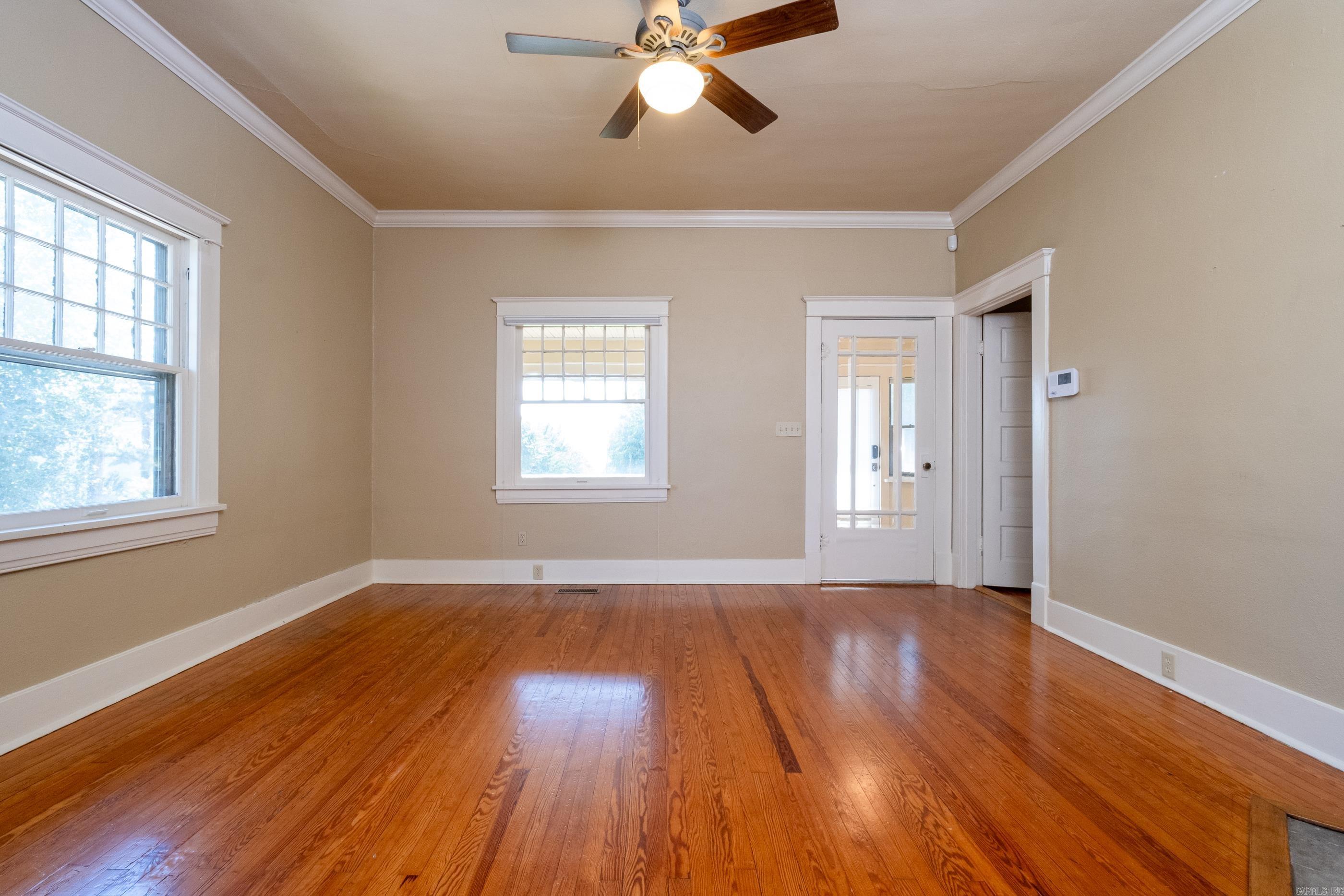 EAST PULASKI HGTS - Residential