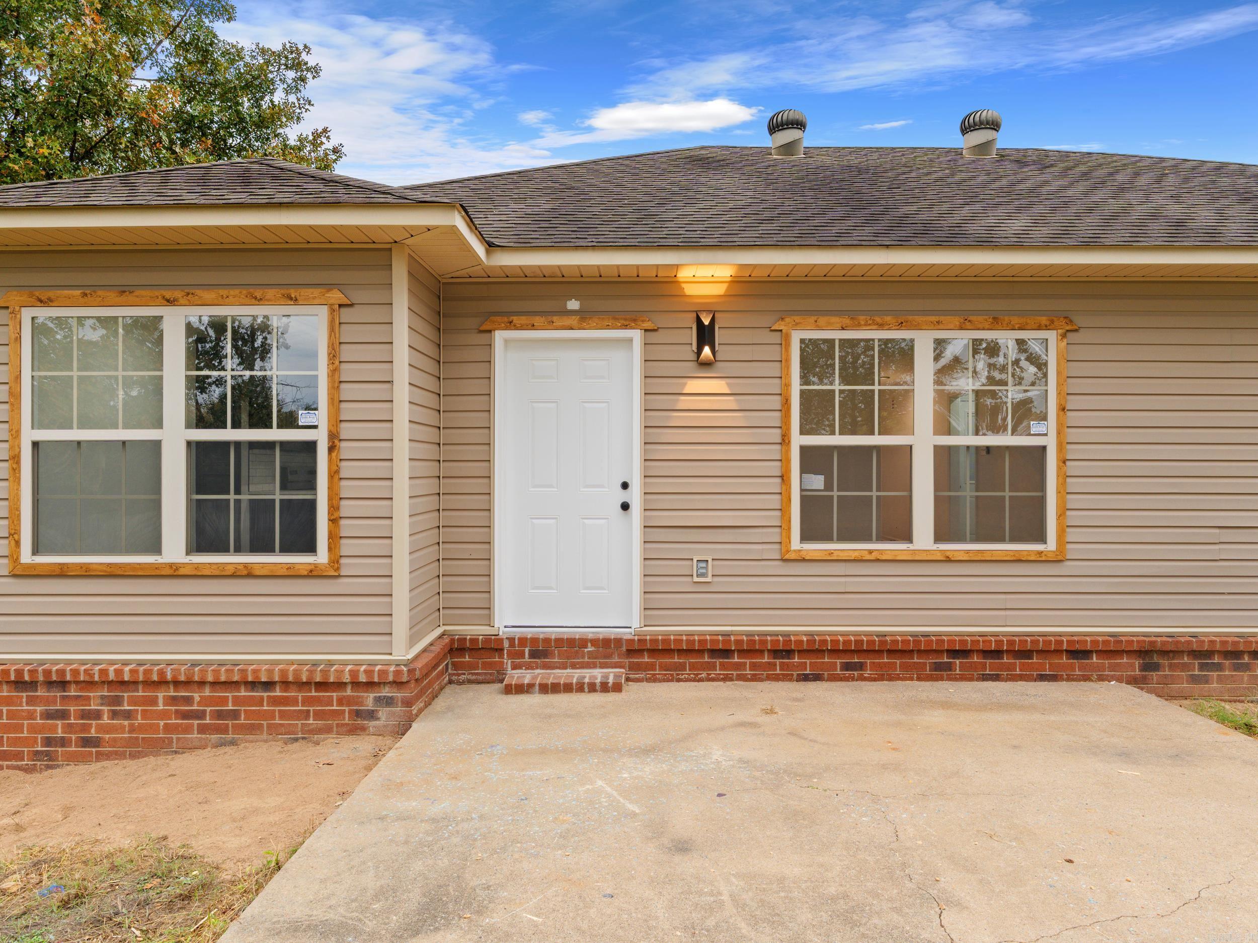 WEATHERING HEIGHTS - Residential