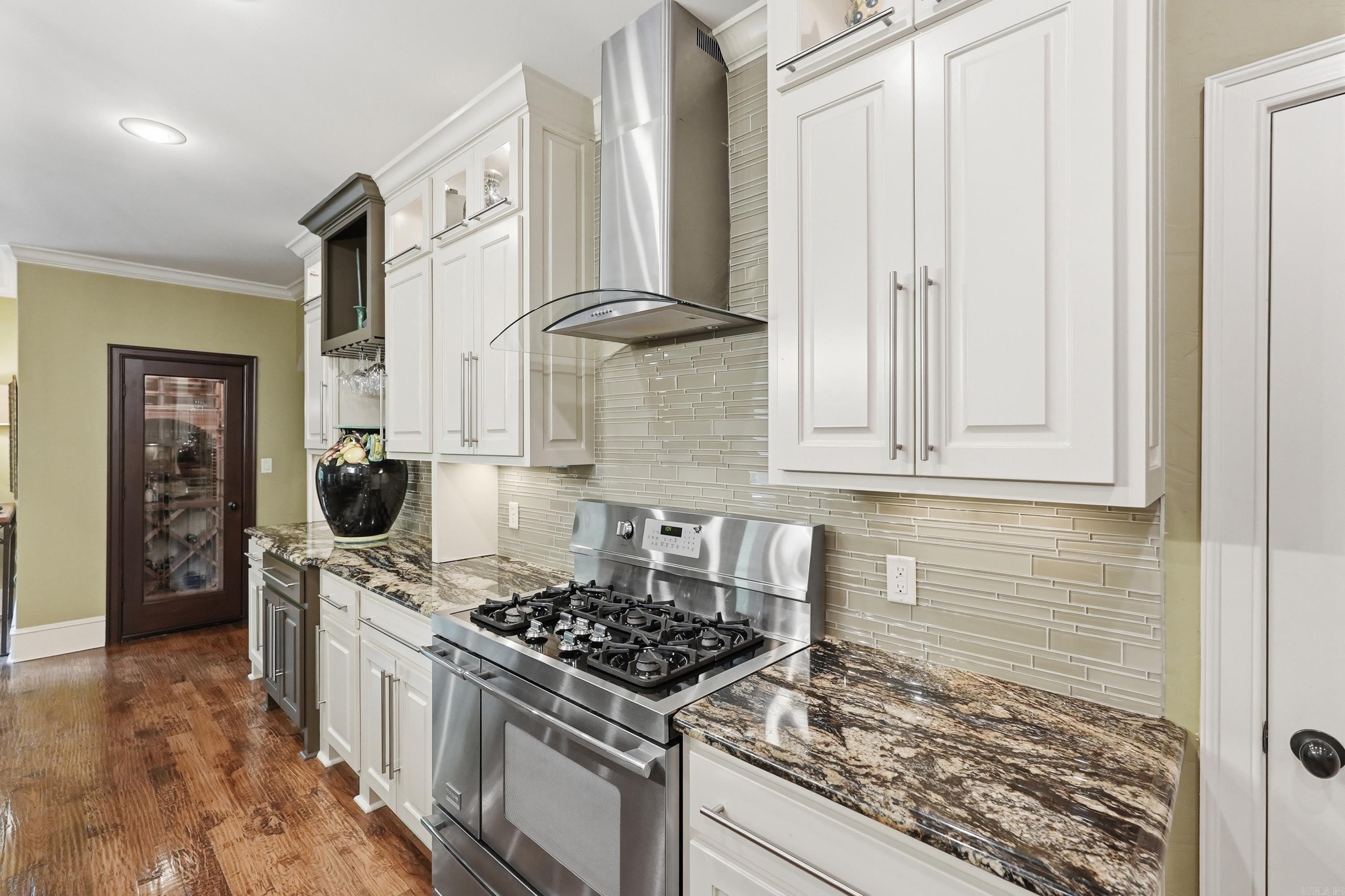 WOODLANDS EDGE - Residential