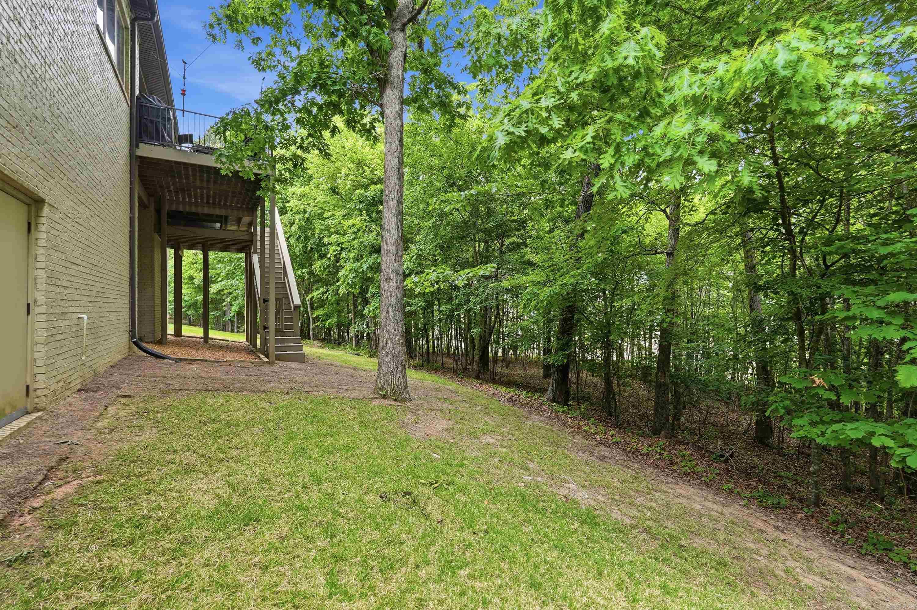 WOODLANDS EDGE - Residential