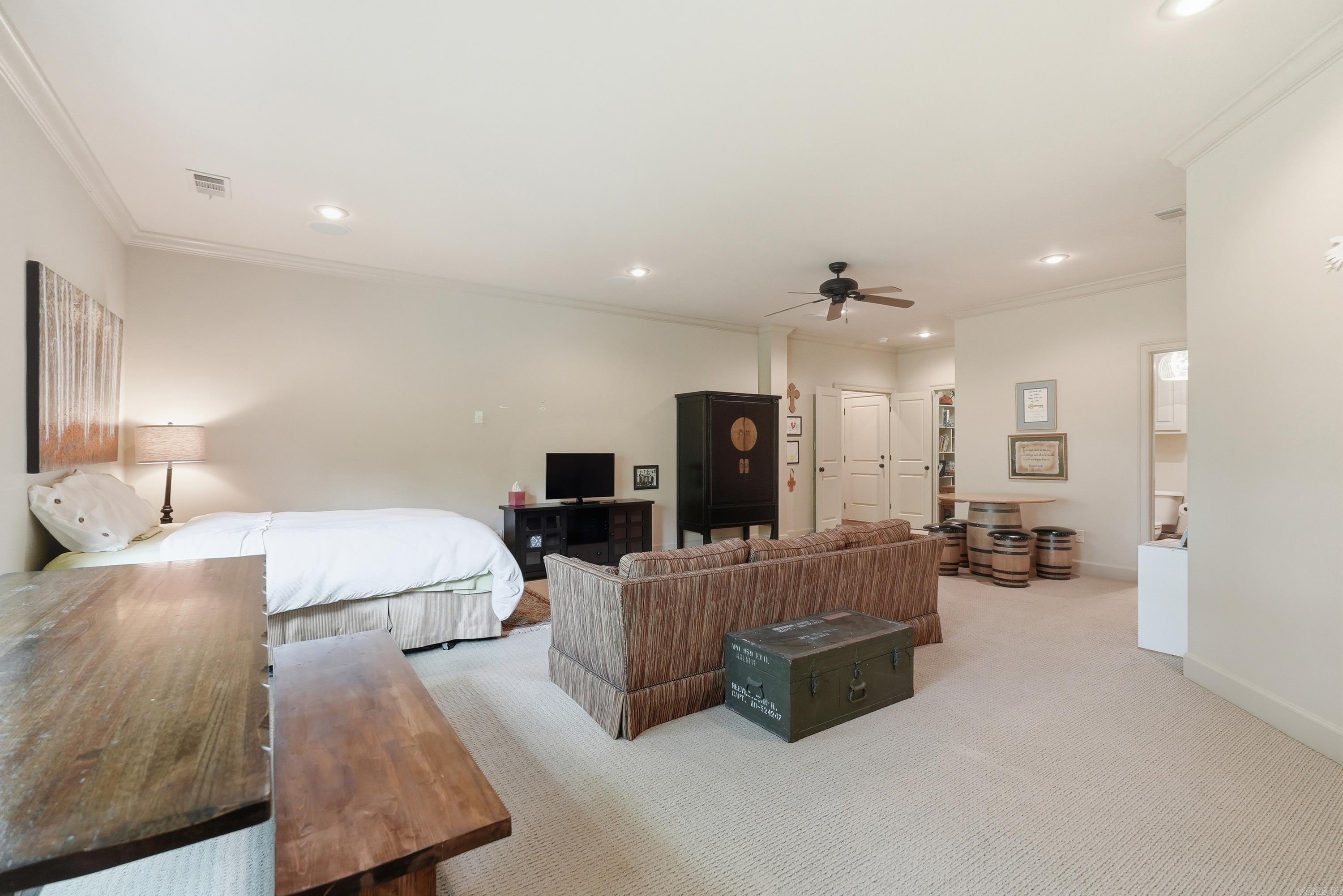 WOODLANDS EDGE - Residential