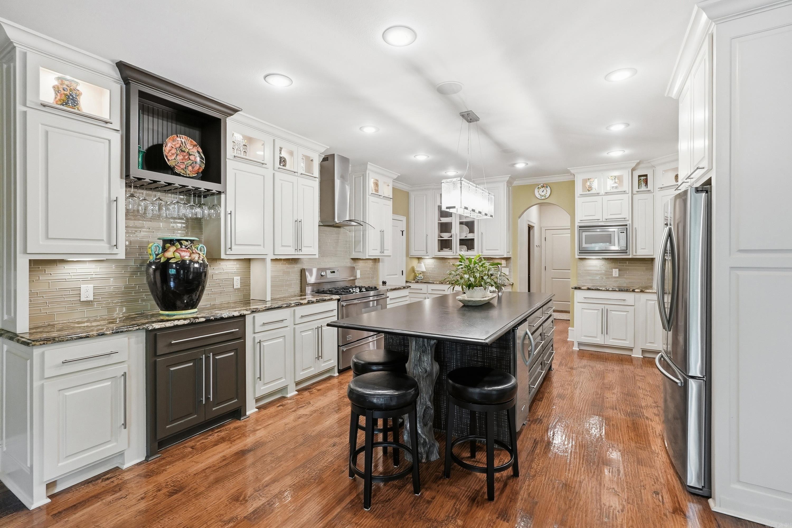 WOODLANDS EDGE - Residential