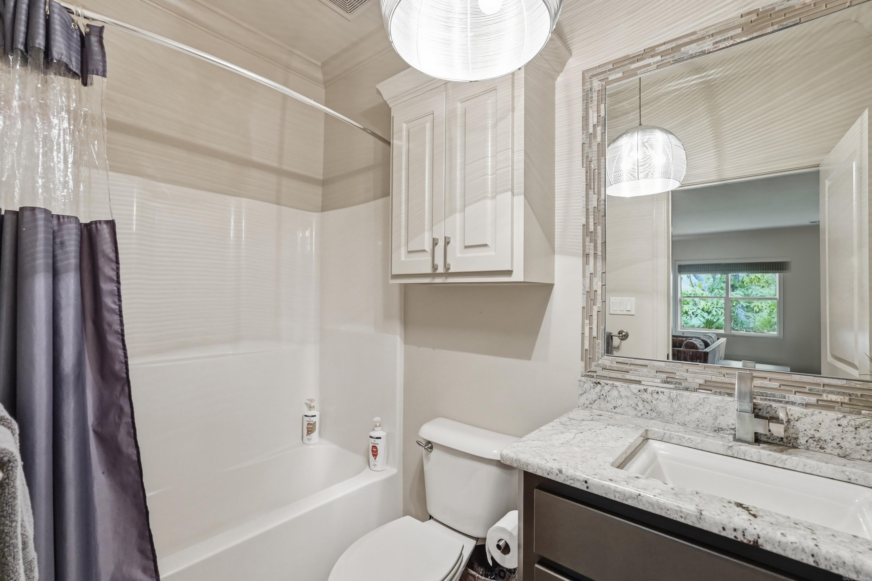 WOODLANDS EDGE - Residential