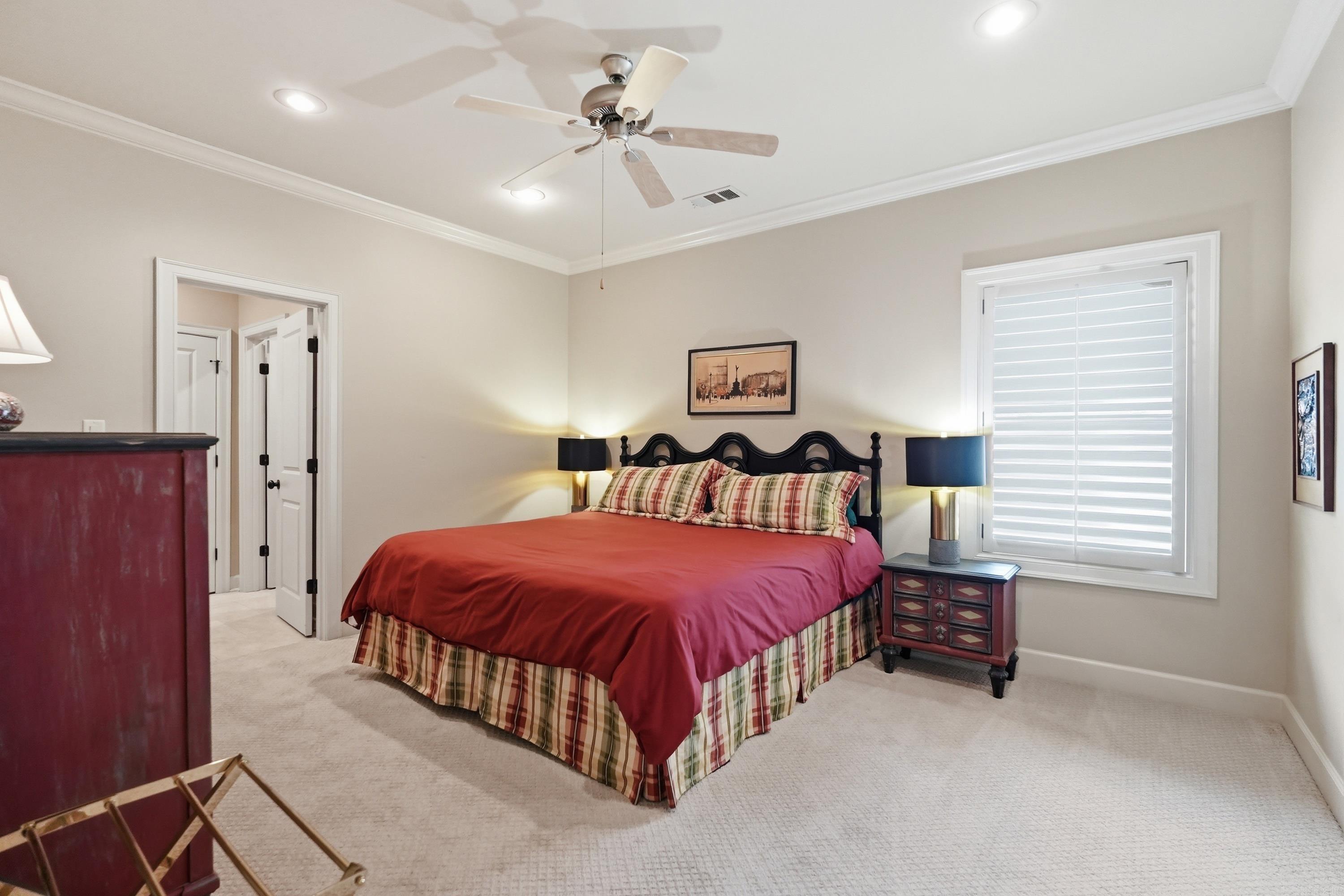 WOODLANDS EDGE - Residential