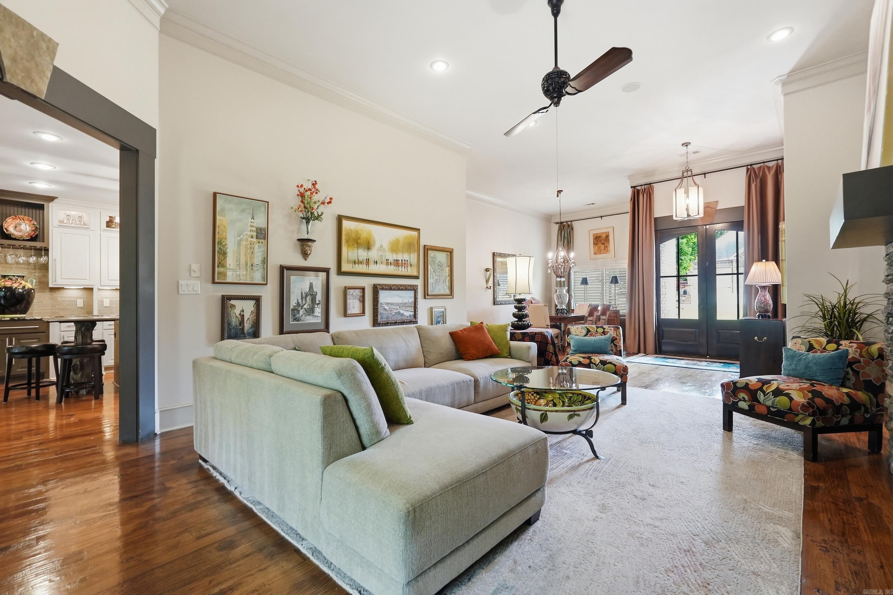 WOODLANDS EDGE - Residential