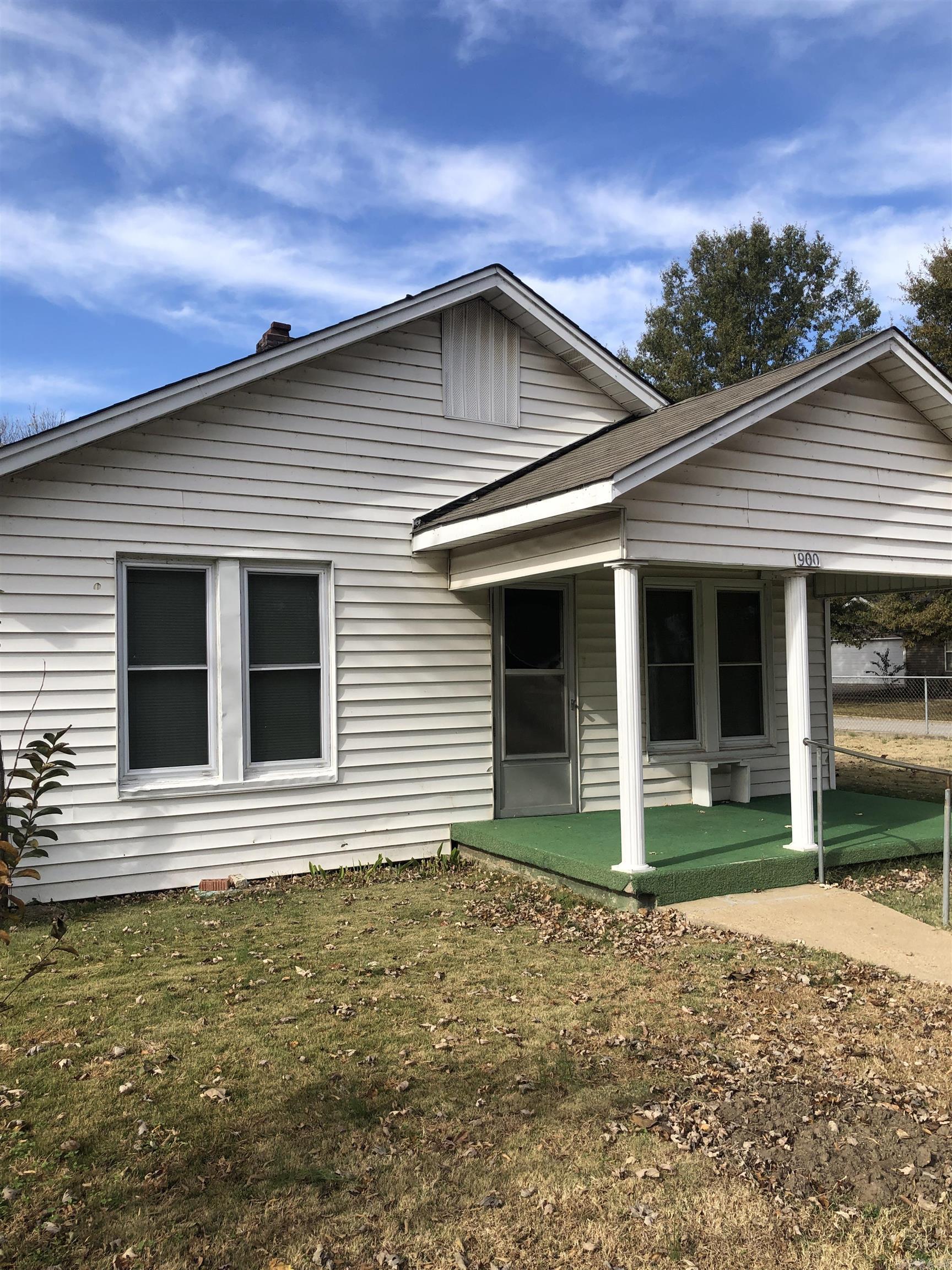 Cardwell 4th - Residential