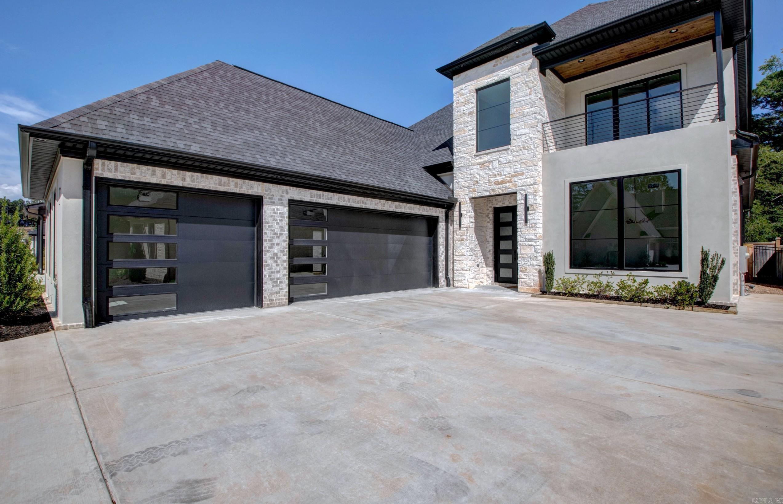 CHENAL VALLEY MEREVILLE PLACE - Residential