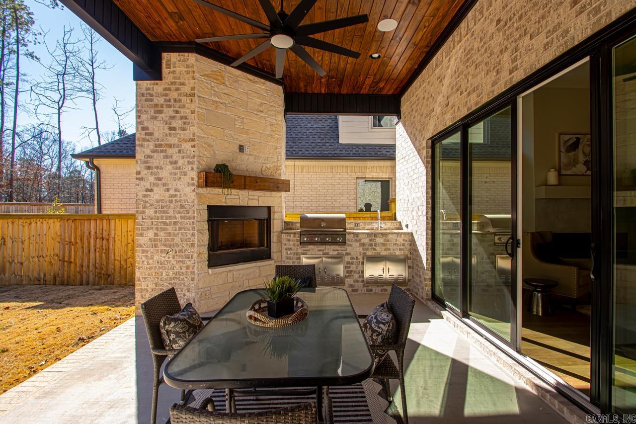 CHENAL VALLEY MEREVILLE PLACE - Residential