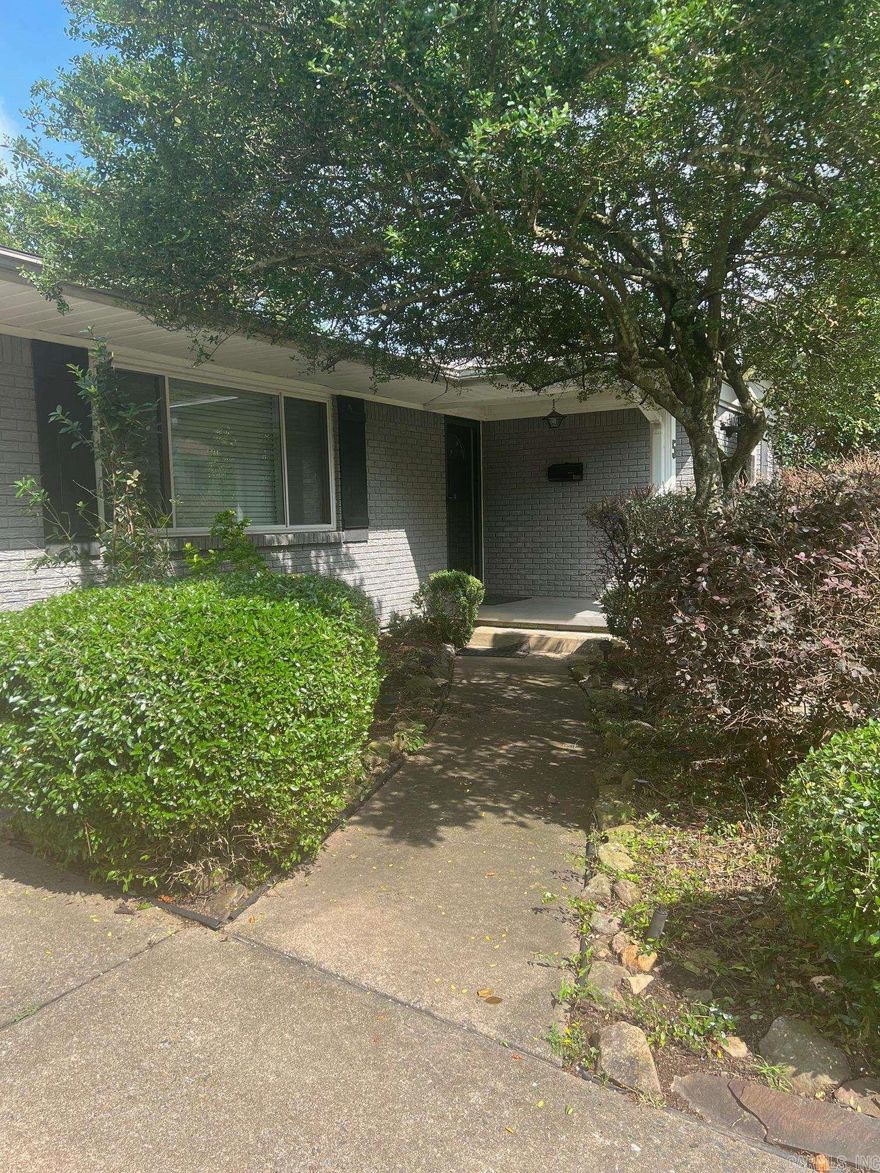 Well maintained one level home with garage located near downtown Little Rock. Home features neutral paint, hardwoods and tile throughout and two large living areas. Fully fenced shaded backyard with small fish pond where privacy abounds. Separate laundry room/utility room with washer/dryer hookups and additional storage. Lawn maintenance can be provided with minimal monthly charge of $100. Across from Allsopp Park, Downtown, Shopping and Dining.