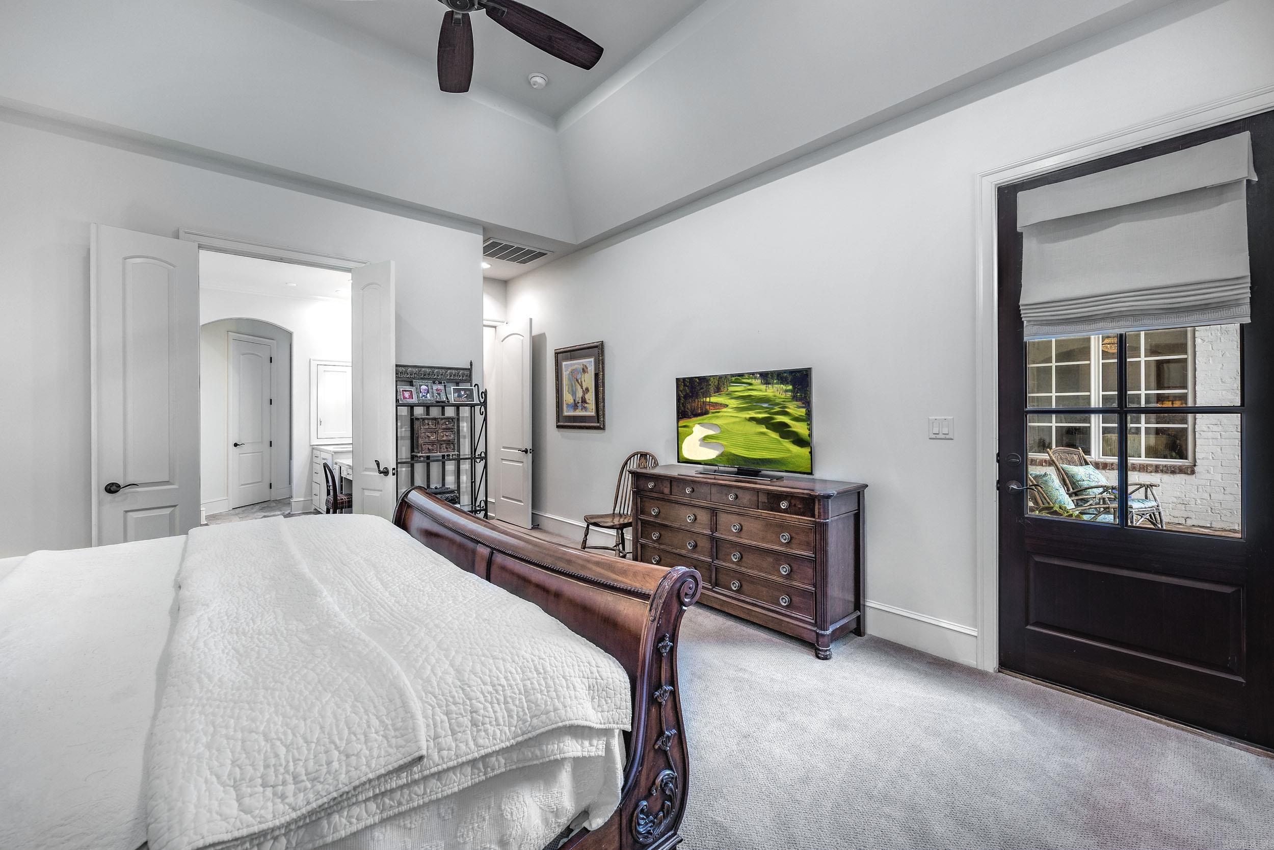 WOODLANDS EDGE - Residential