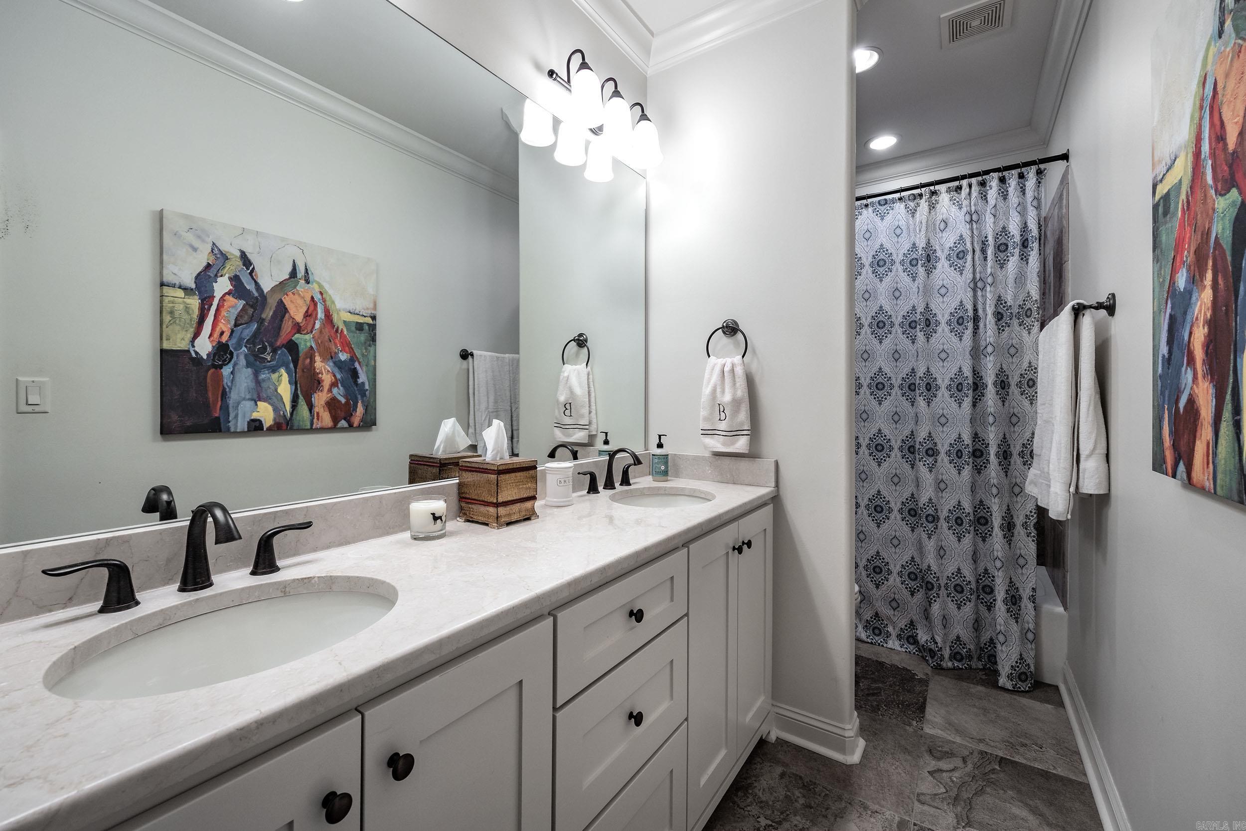 WOODLANDS EDGE - Residential