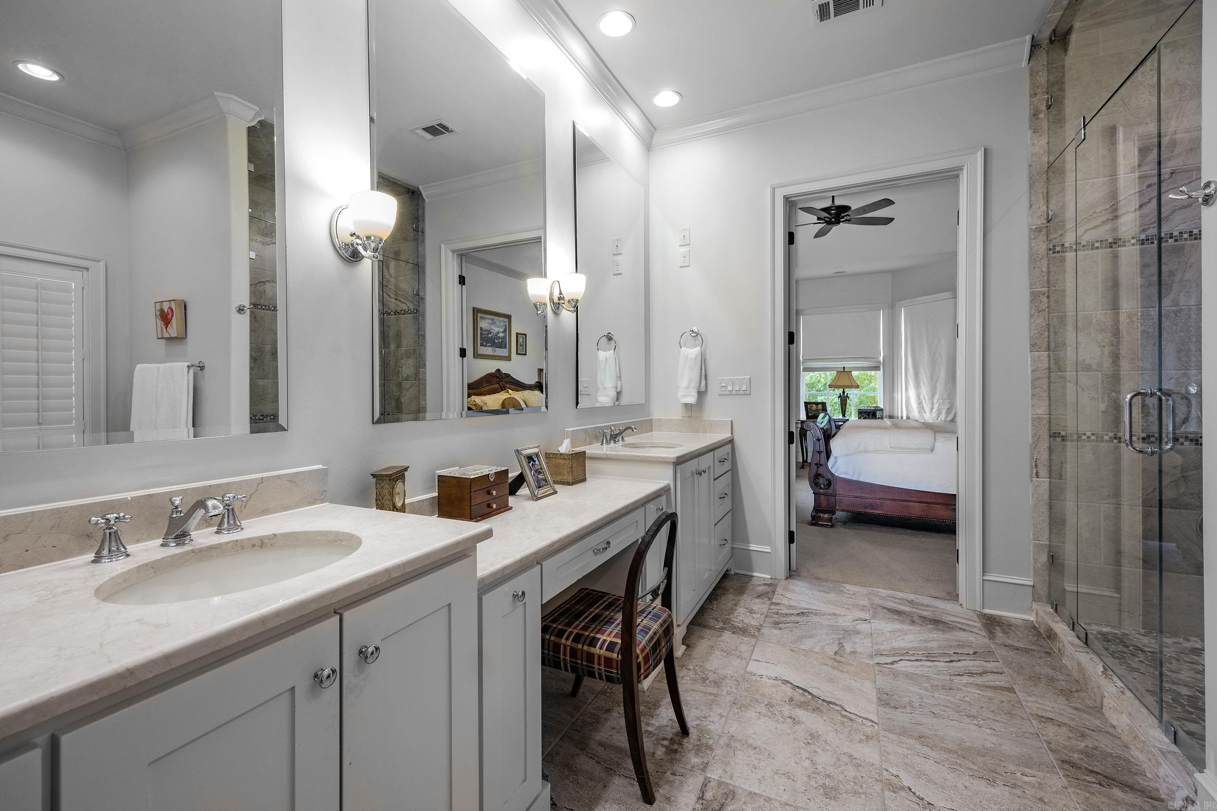 WOODLANDS EDGE - Residential