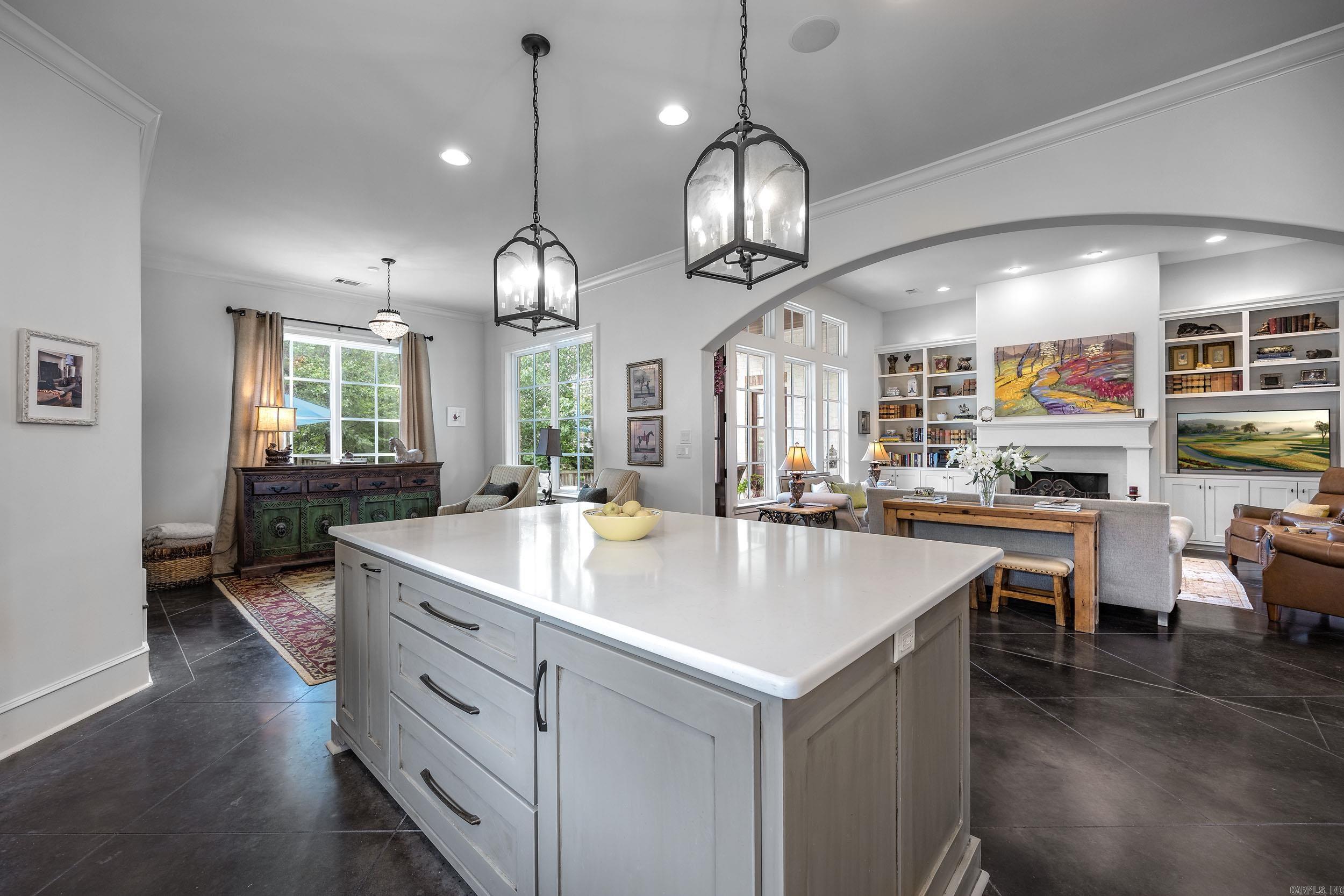 WOODLANDS EDGE - Residential