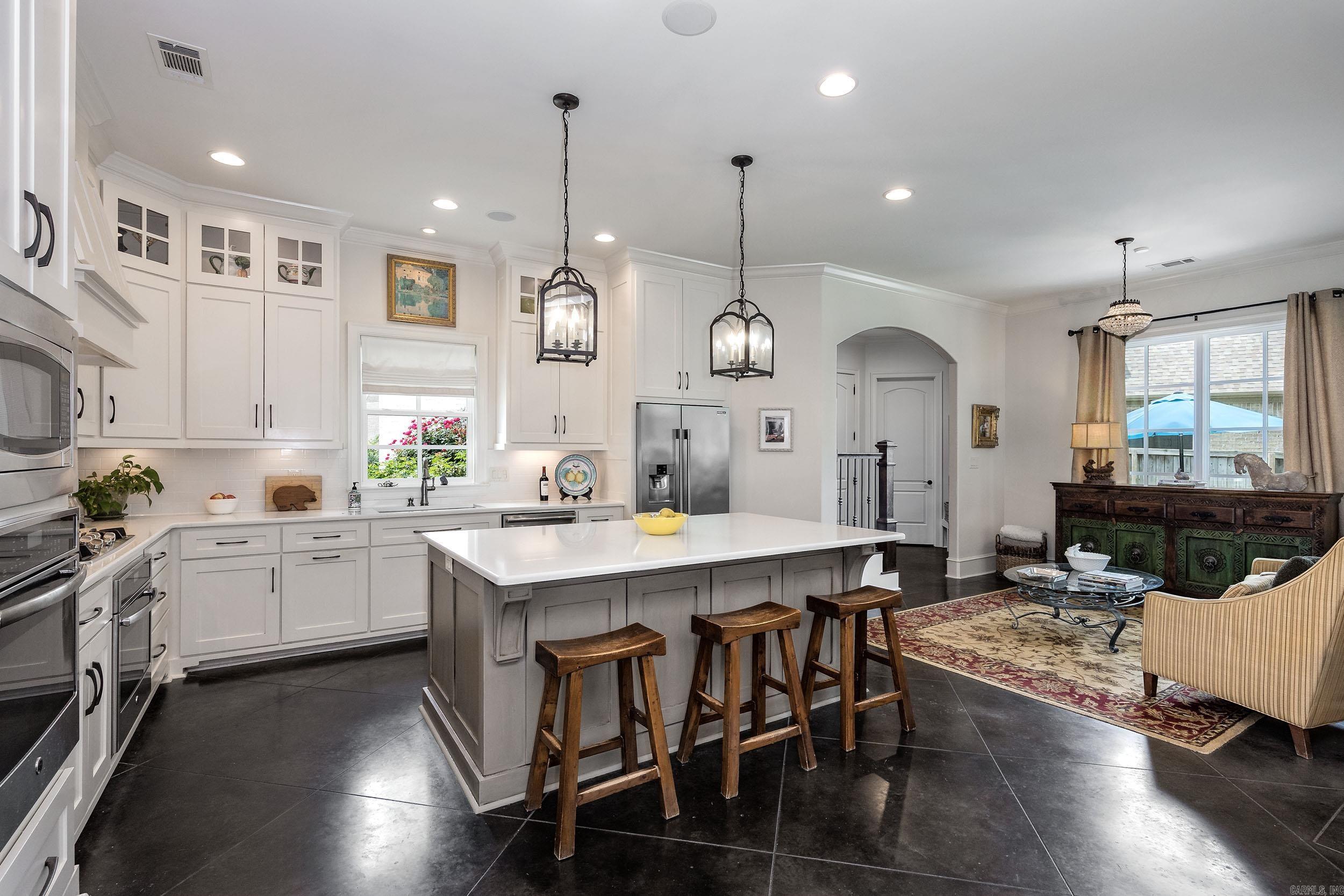WOODLANDS EDGE - Residential