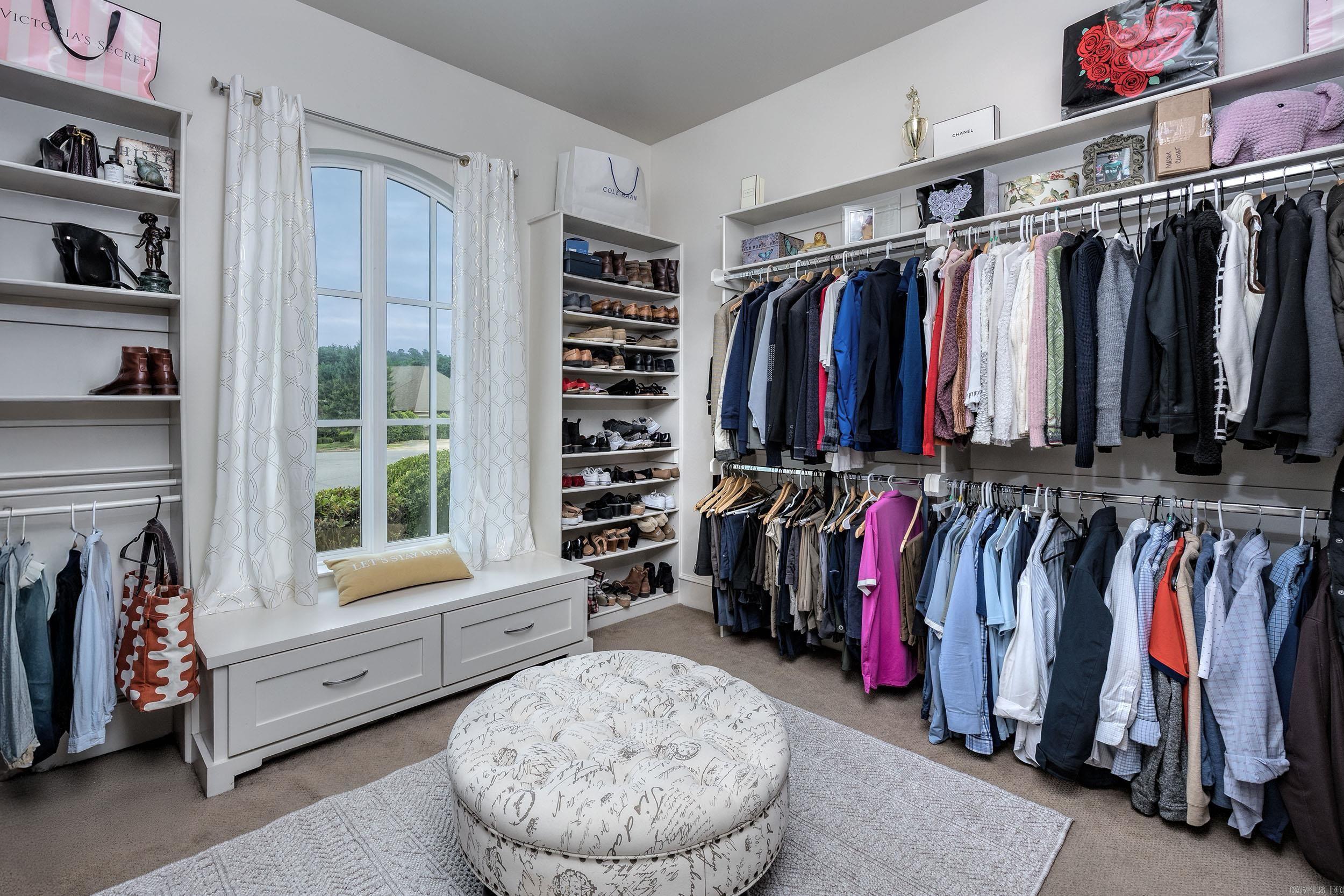 WOODLANDS EDGE - Residential