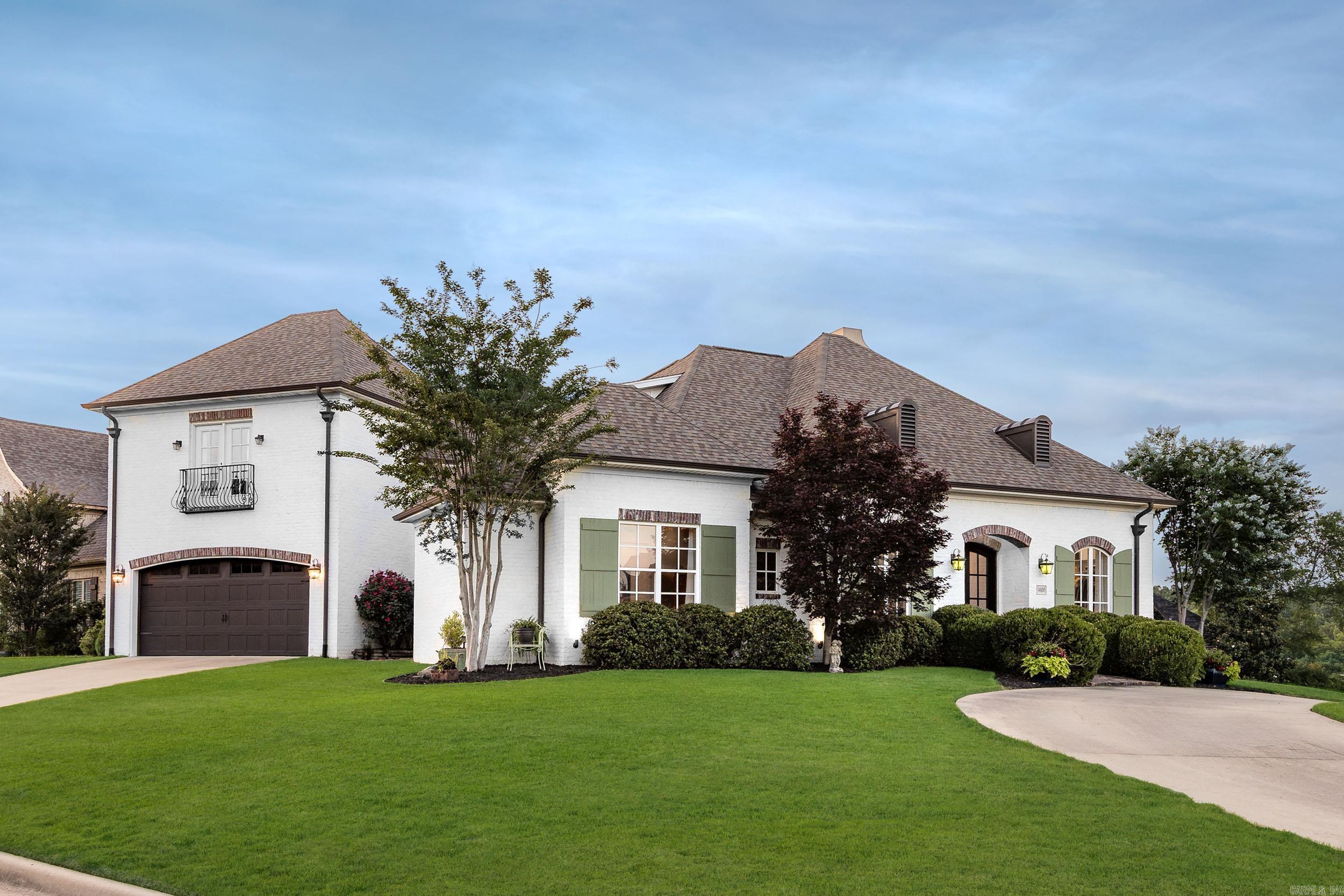 WOODLANDS EDGE - Residential