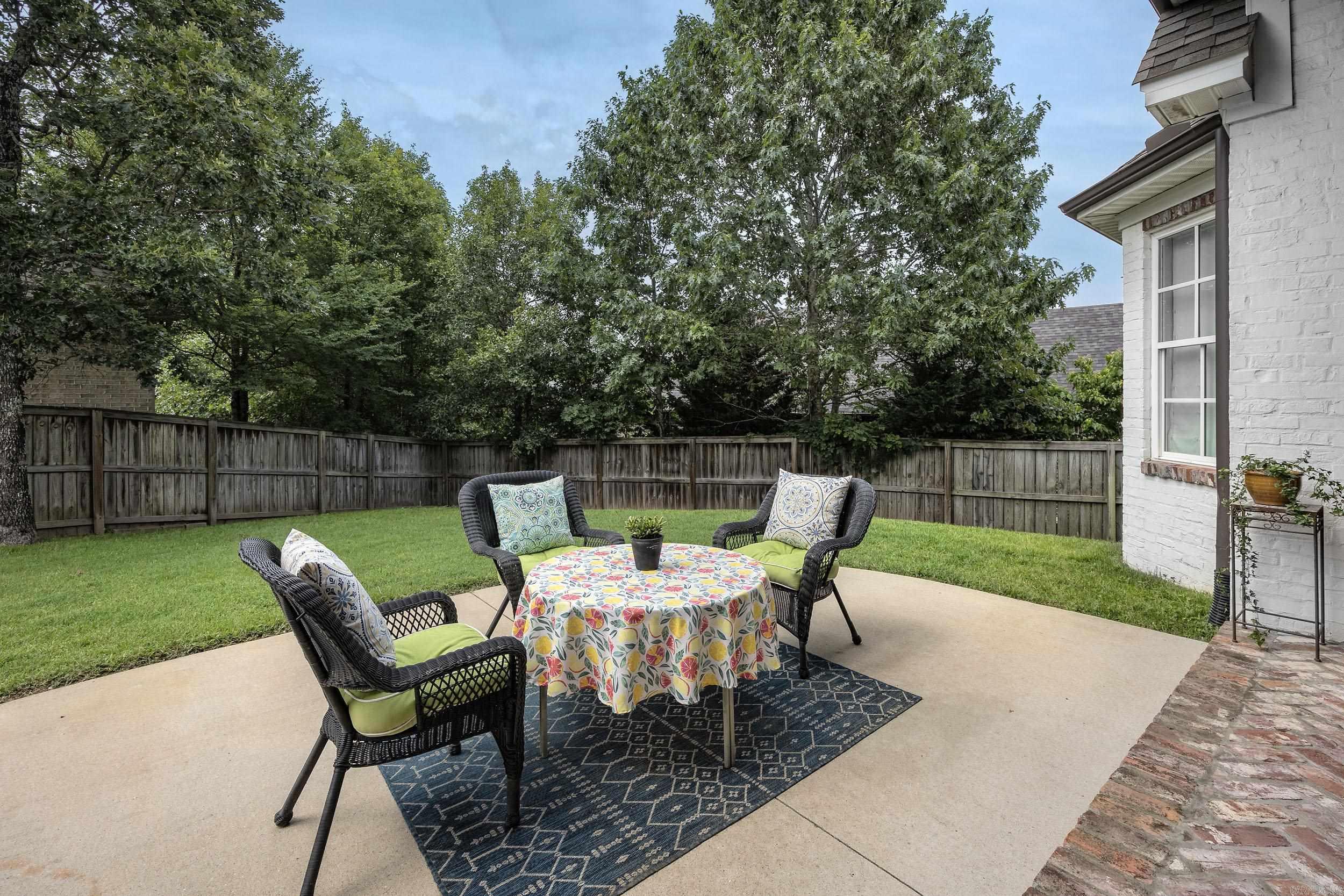 WOODLANDS EDGE - Residential