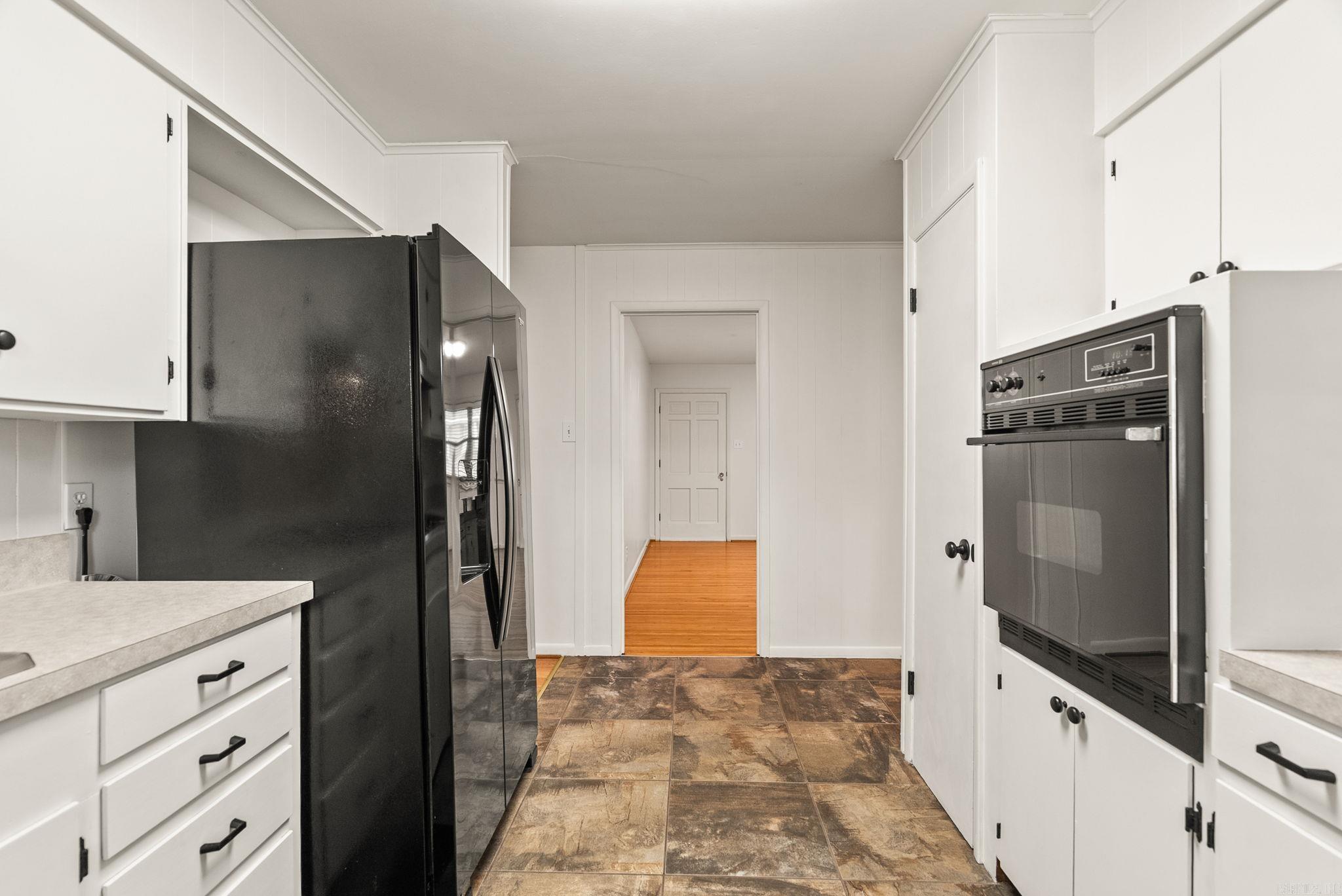 HILLSIDE - Residential